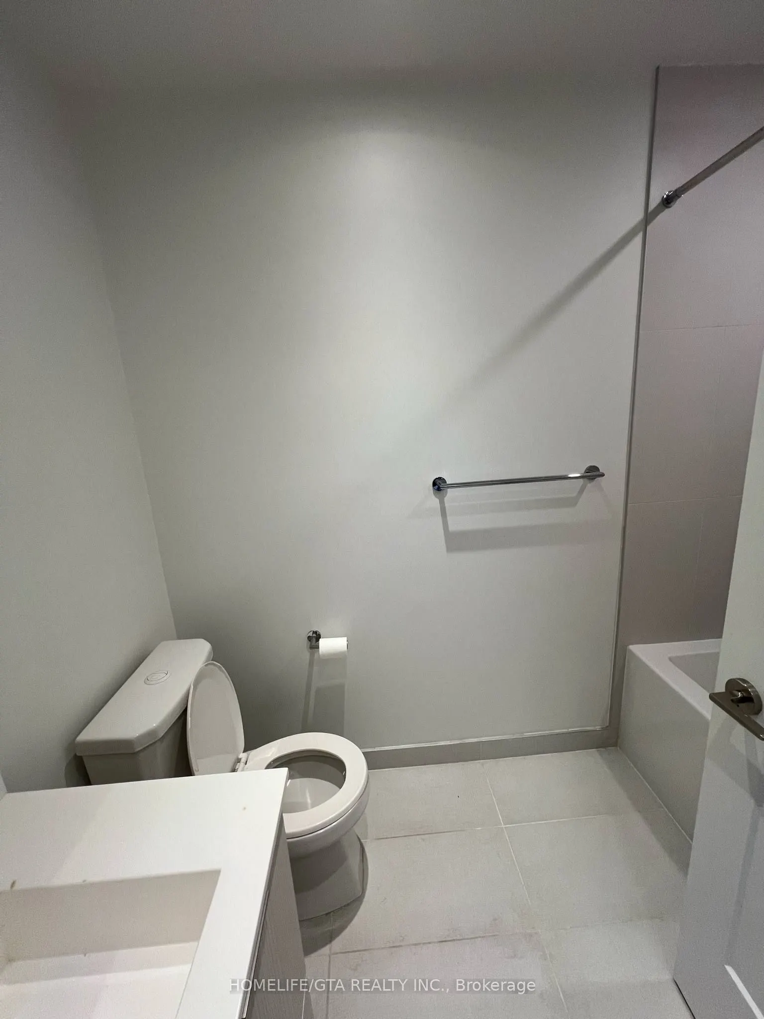 25 Adra Grado Way, #909