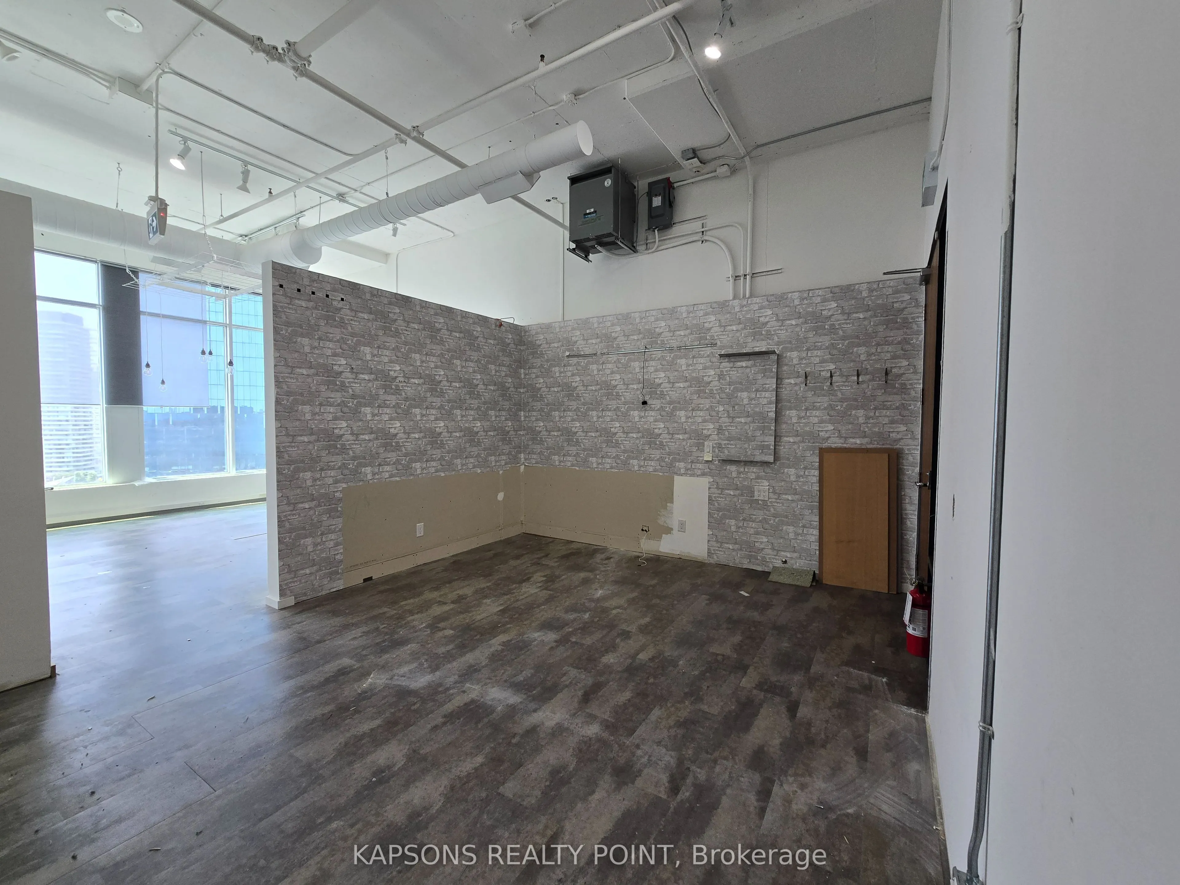 130 Queens Quay E, #1016
