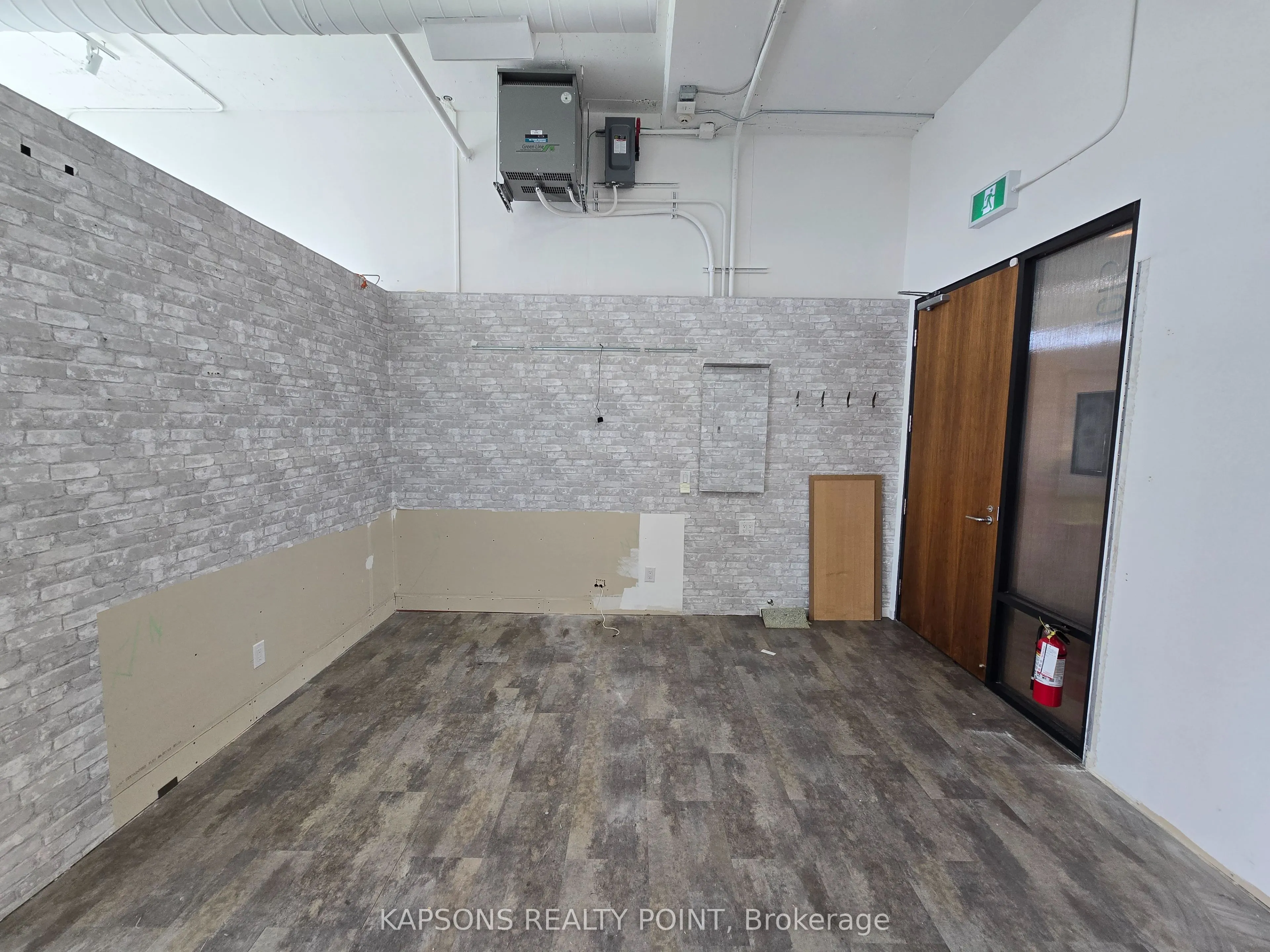 130 Queens Quay E, #1016