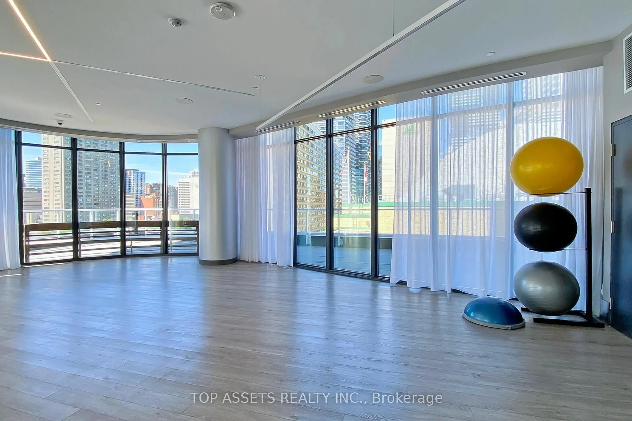 403 Church Street, #2709