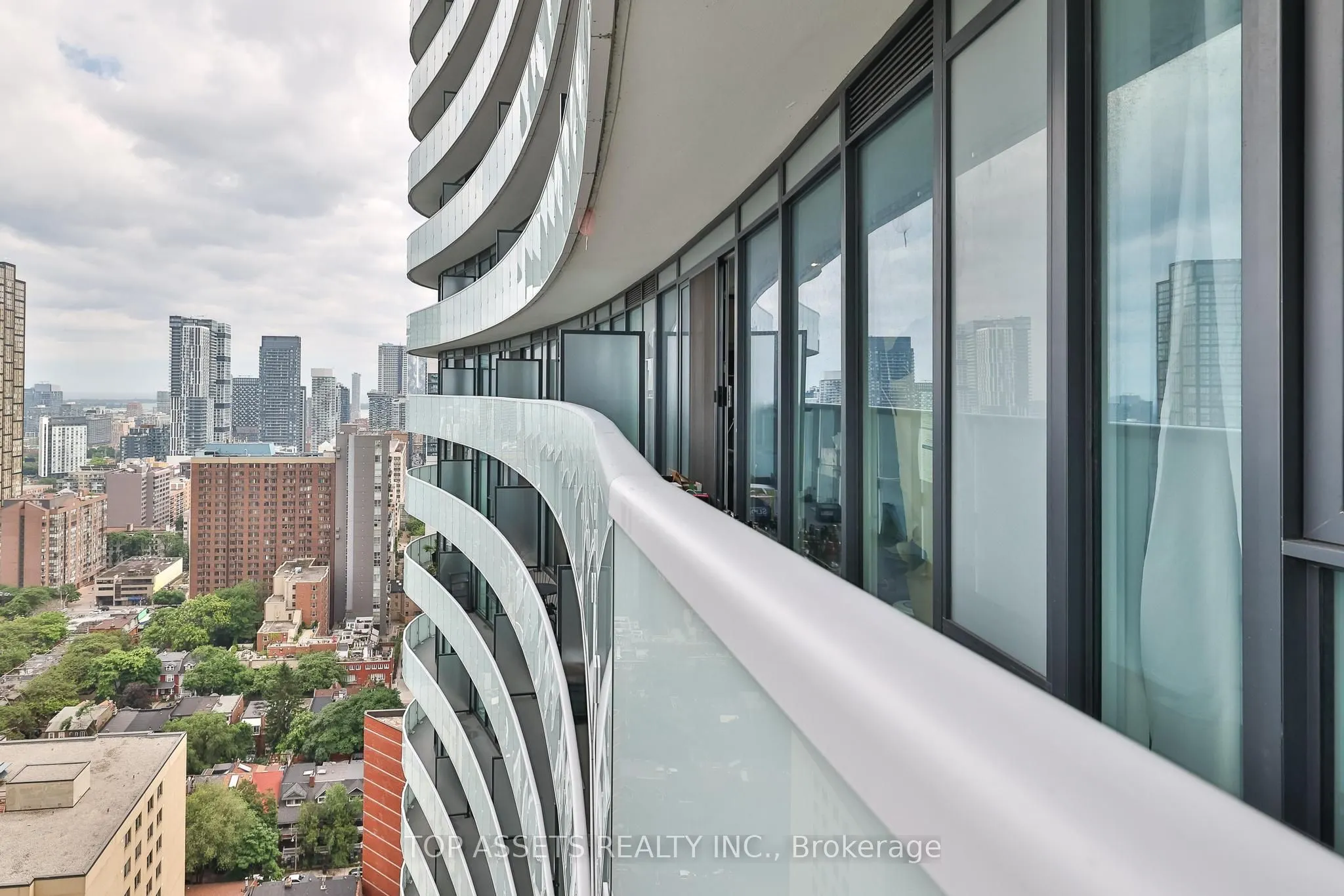 403 Church Street, #2709