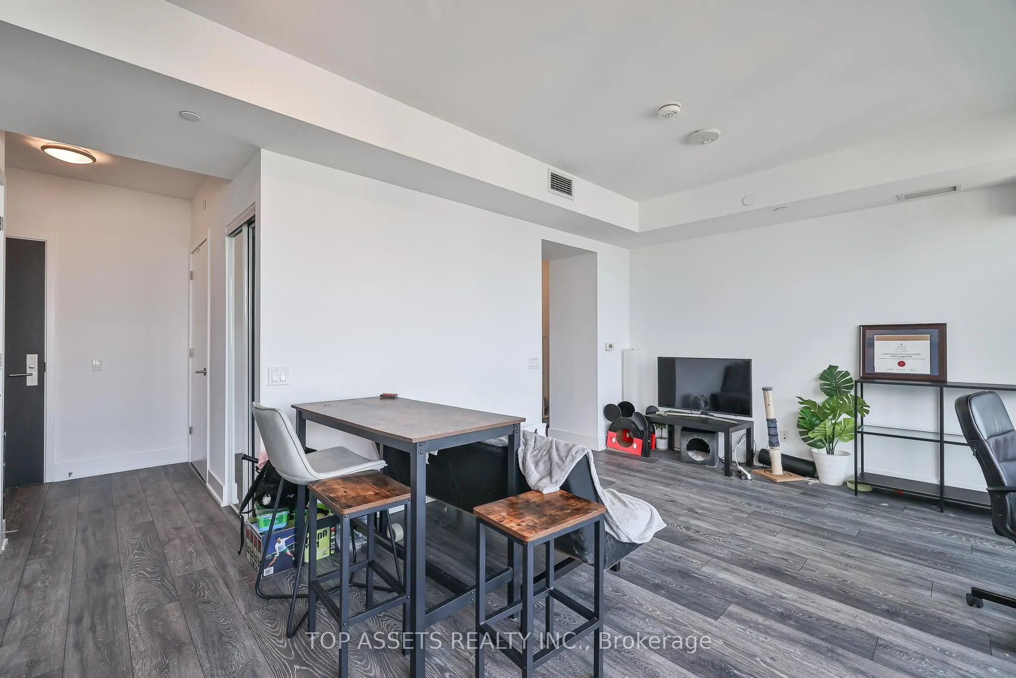 403 Church Street, #2709