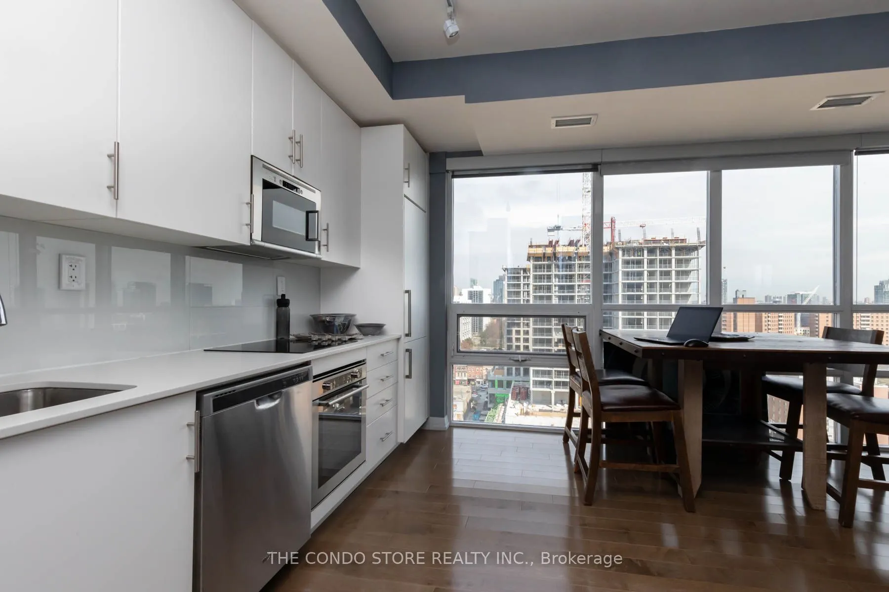 460 Adelaide Street E, #2006