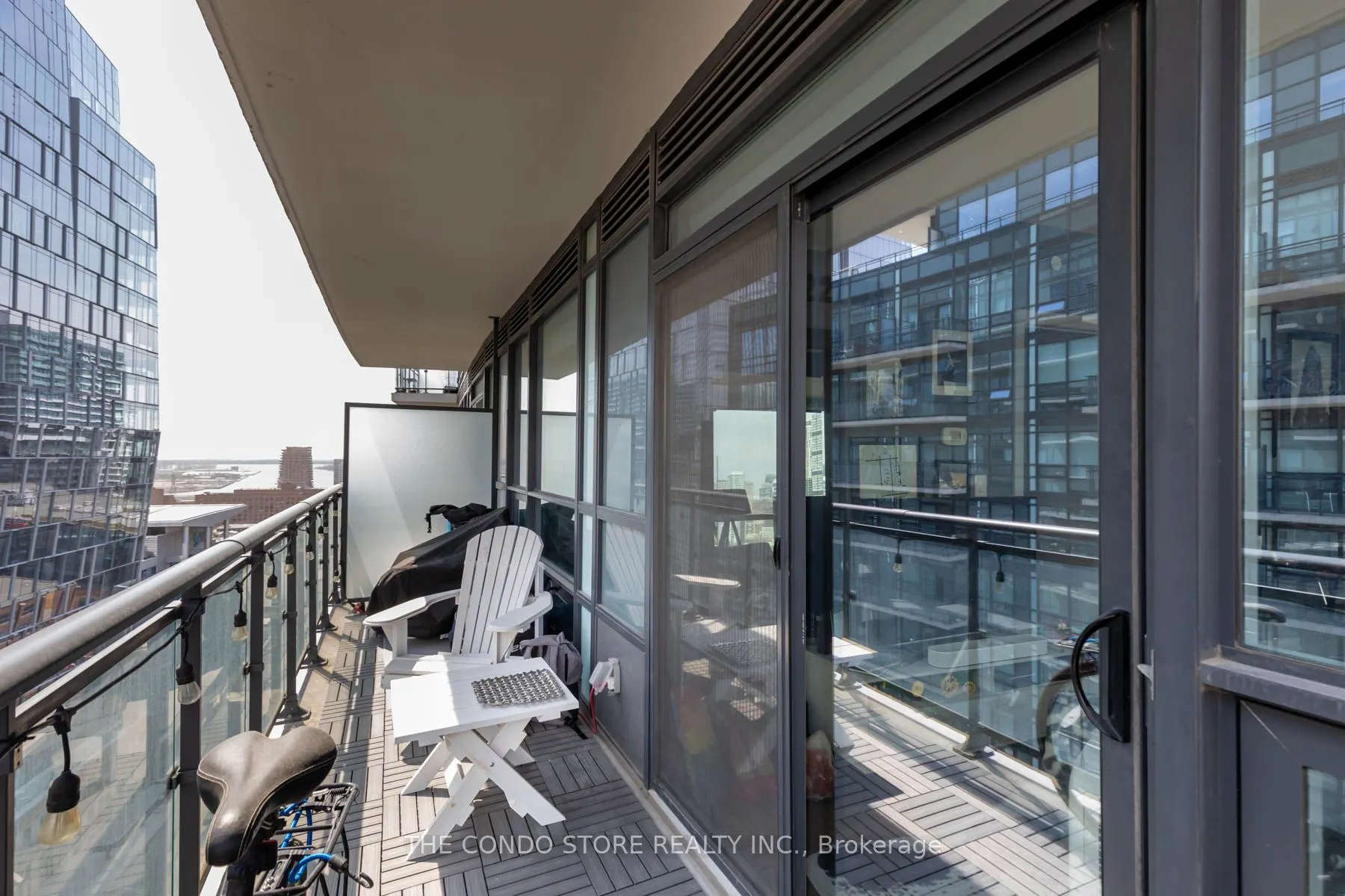 460 Adelaide Street E, #2006