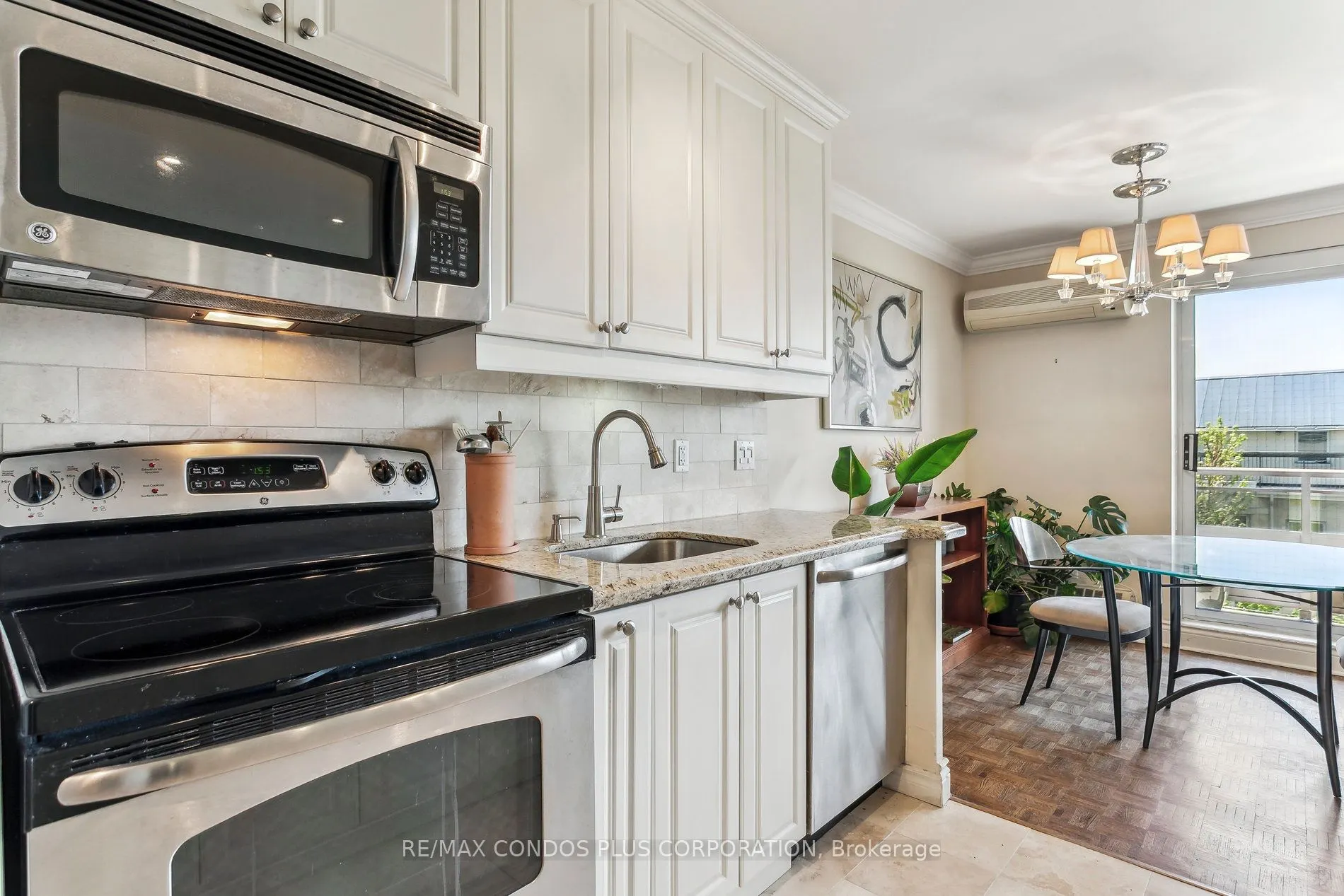 71 Jonesville Crescent W, #409