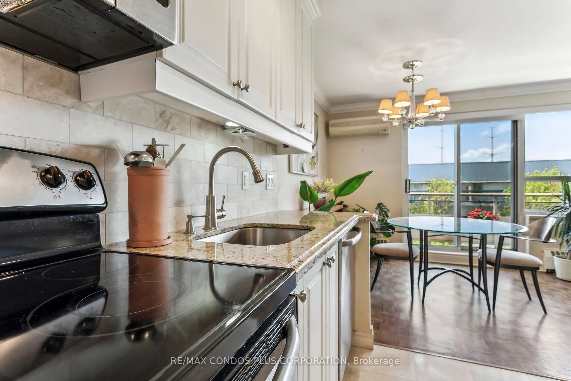 71 Jonesville Crescent W, #409