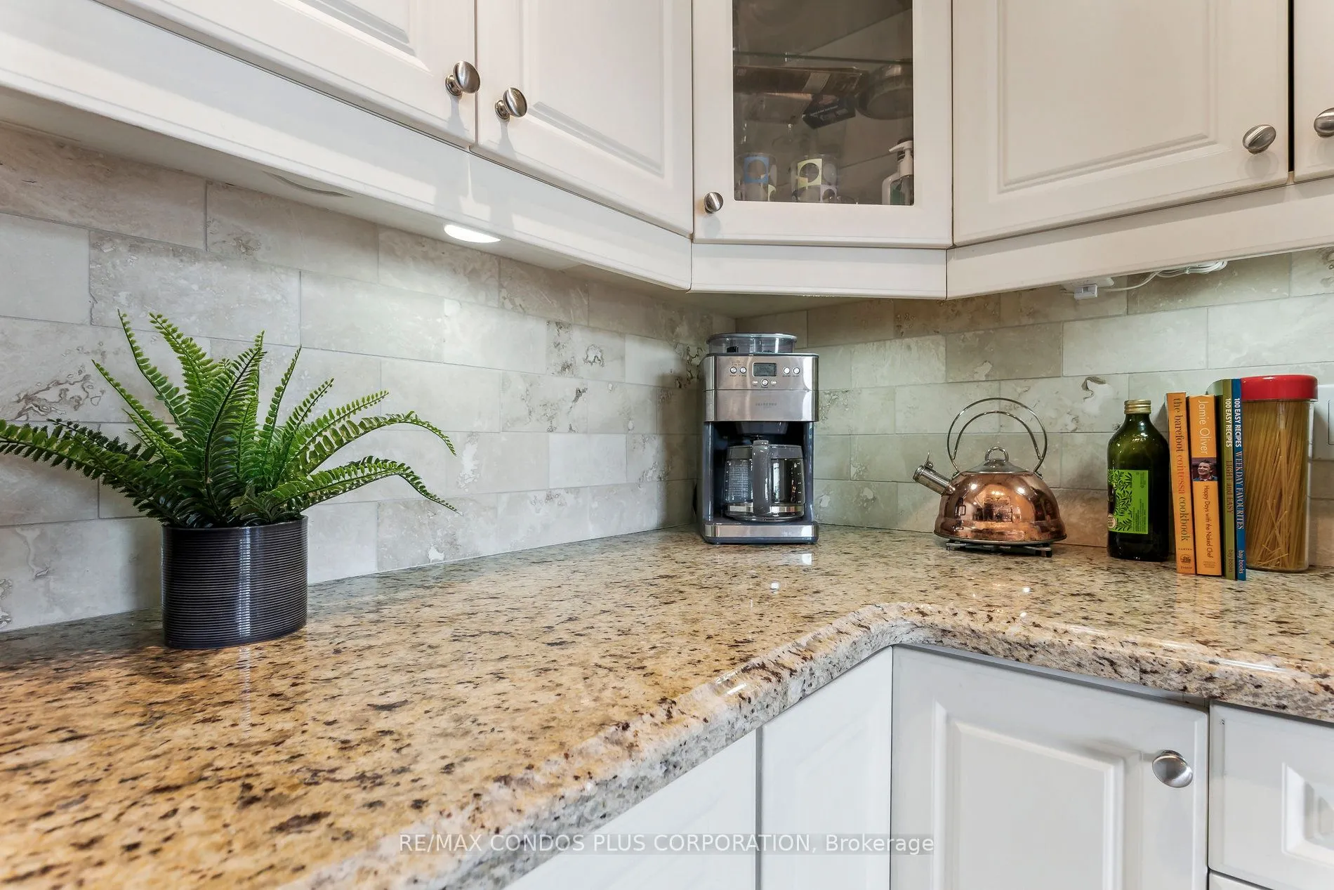 71 Jonesville Crescent W, #409