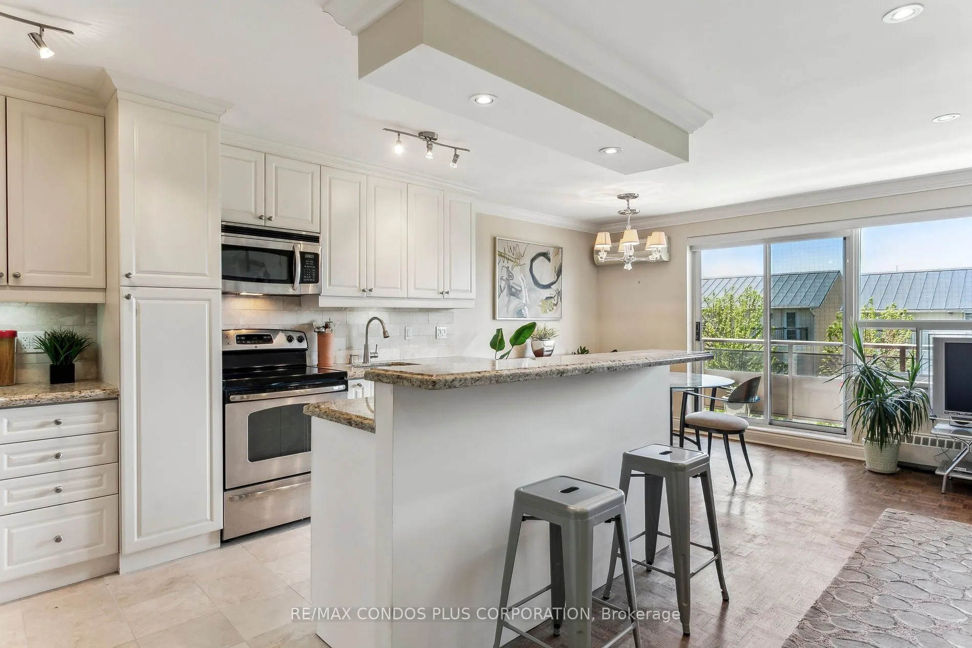 71 Jonesville Crescent W, #409