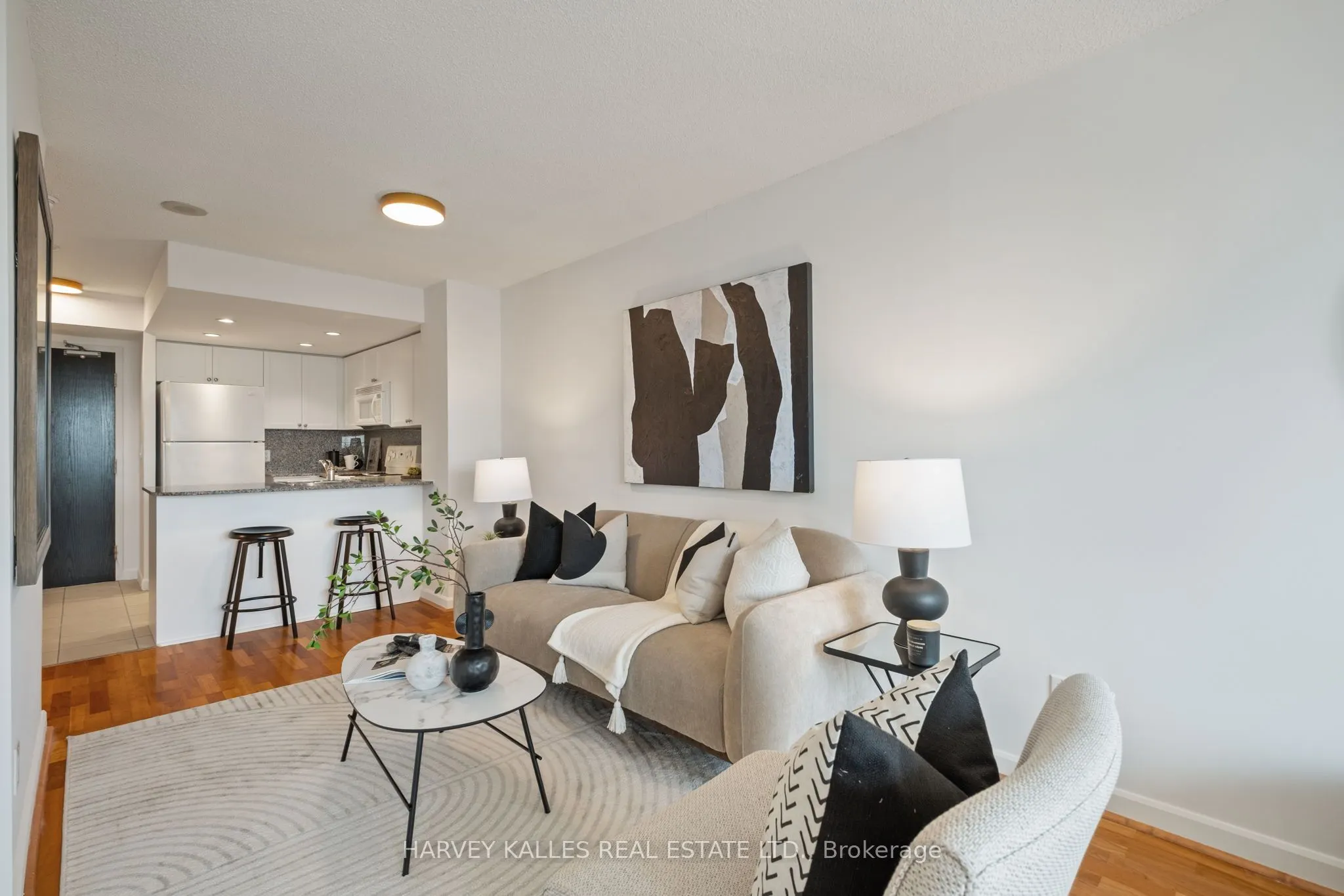 8 Park Road, #3108