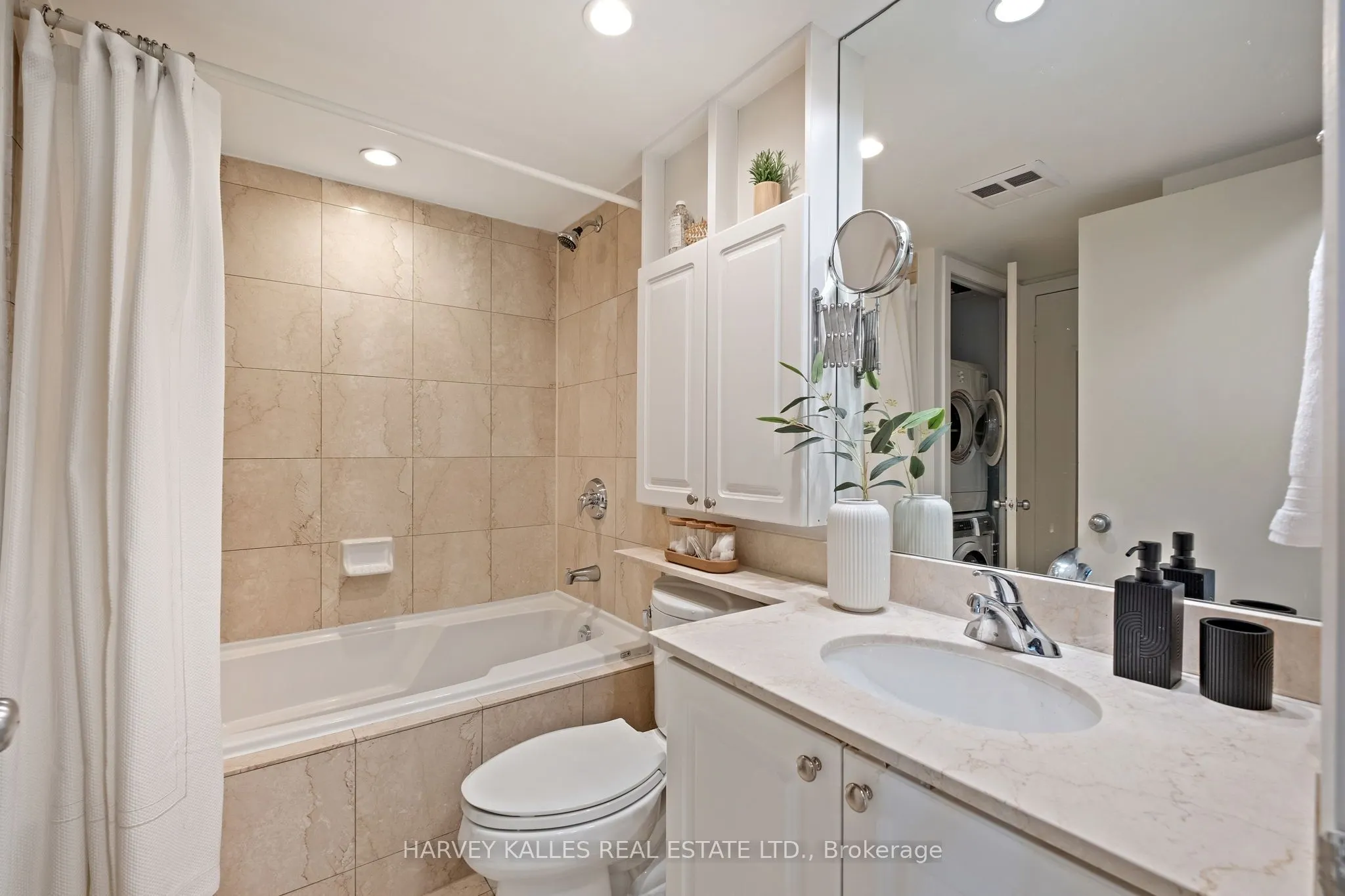 8 Park Road, #3108