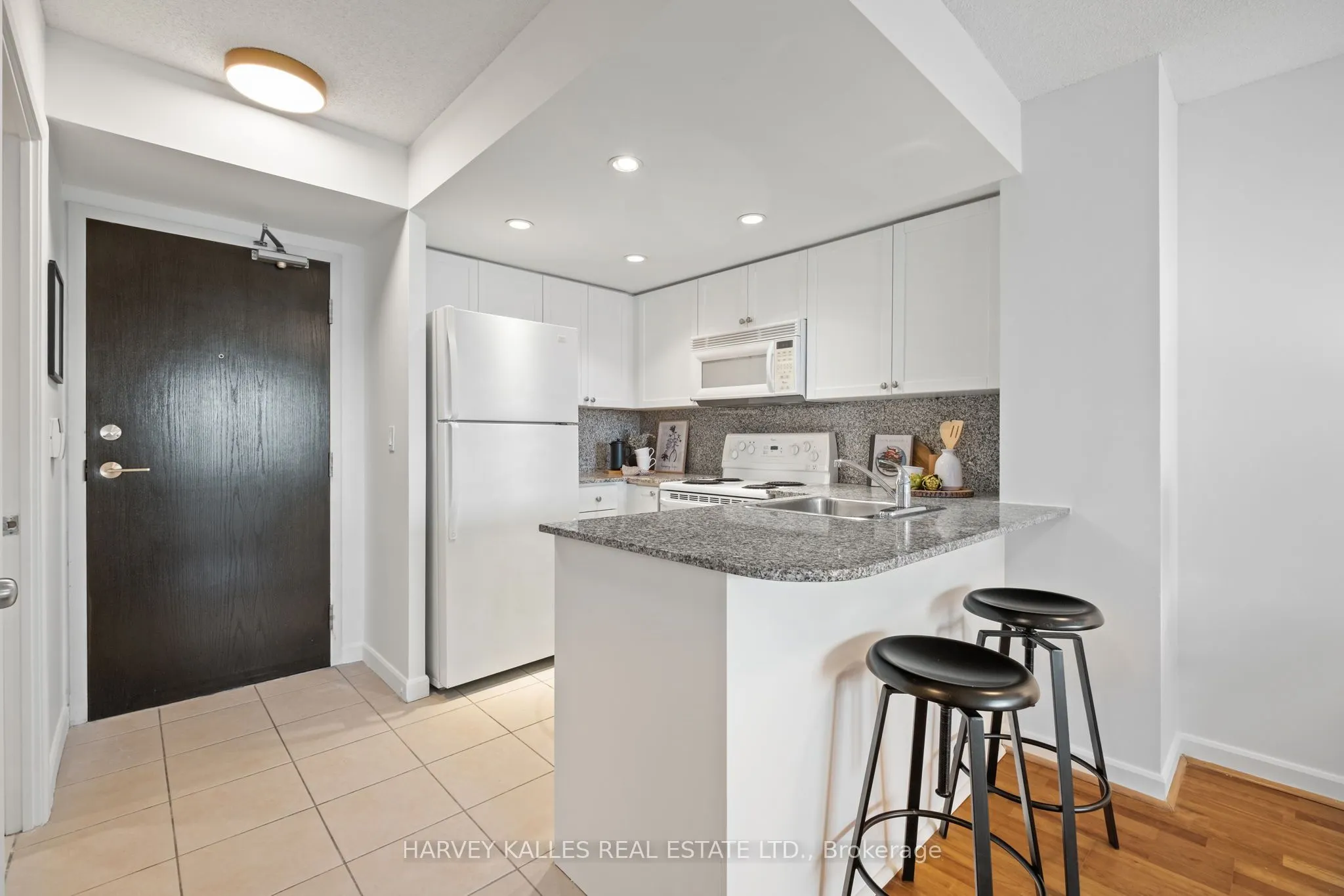 8 Park Road, #3108