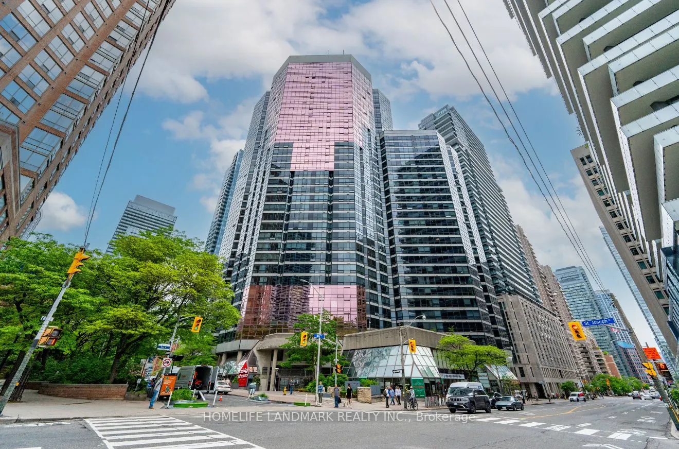 1001 Bay Street, #2616