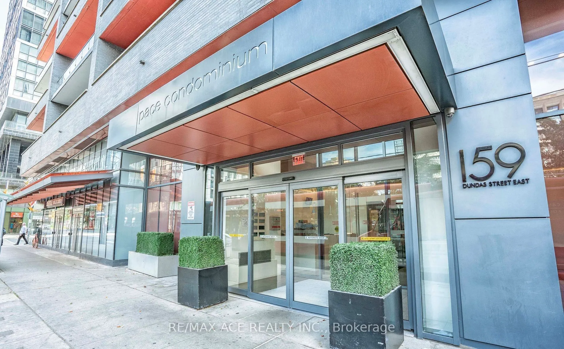 159 Dundas Street E, #907
