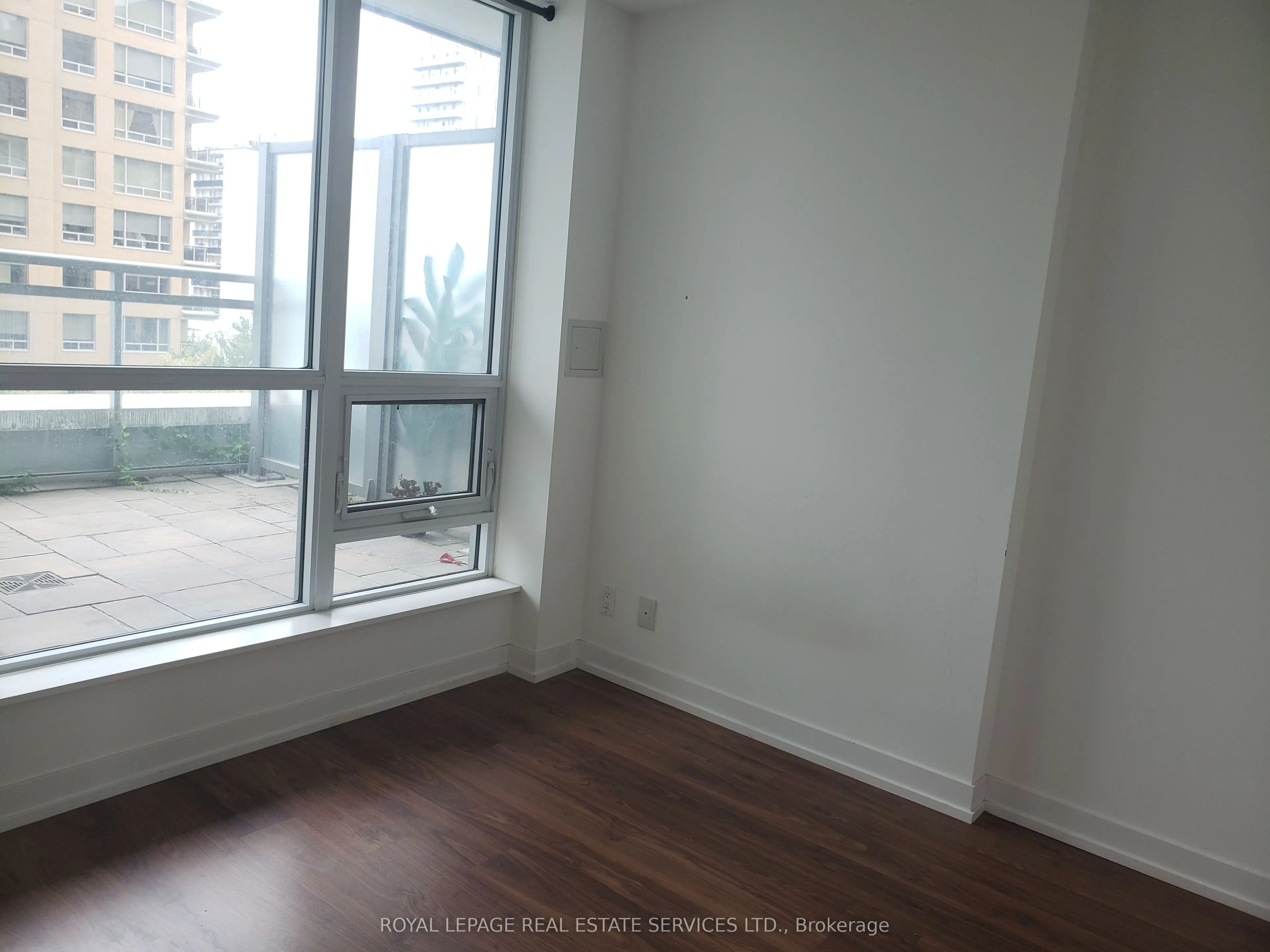 98 Lillian Street, #520