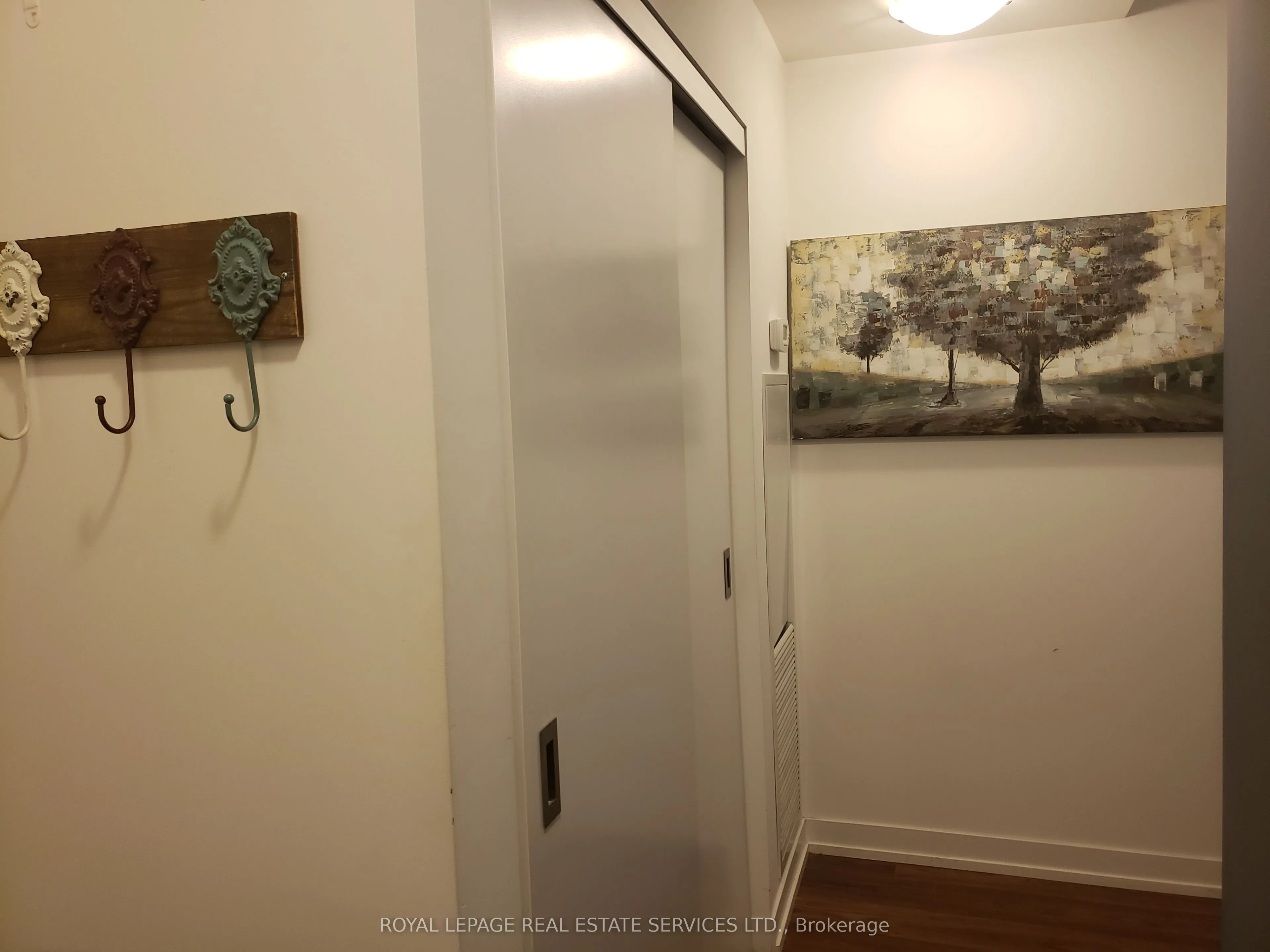 98 Lillian Street, #520