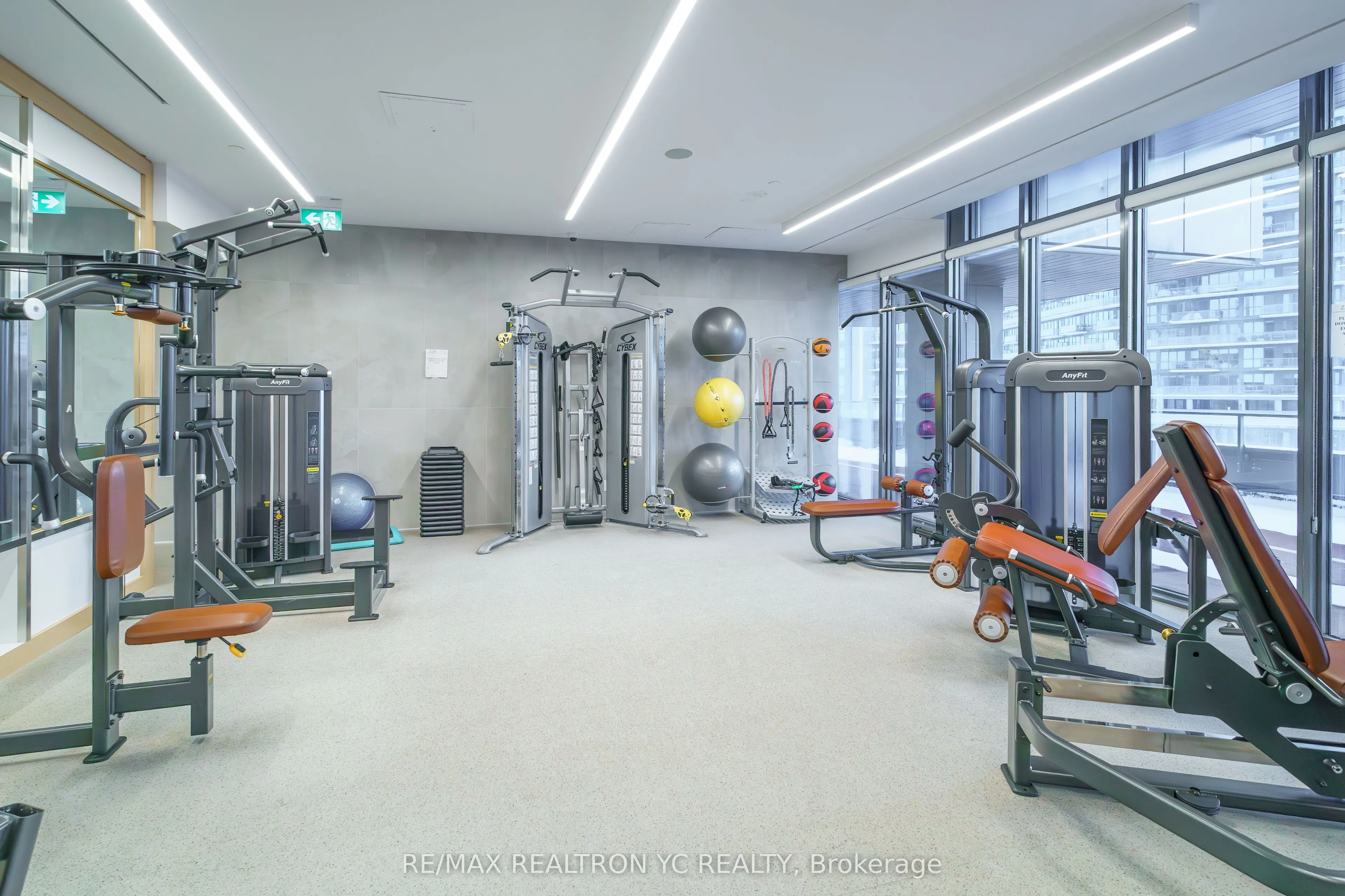 19 Western Battery Road, #1002