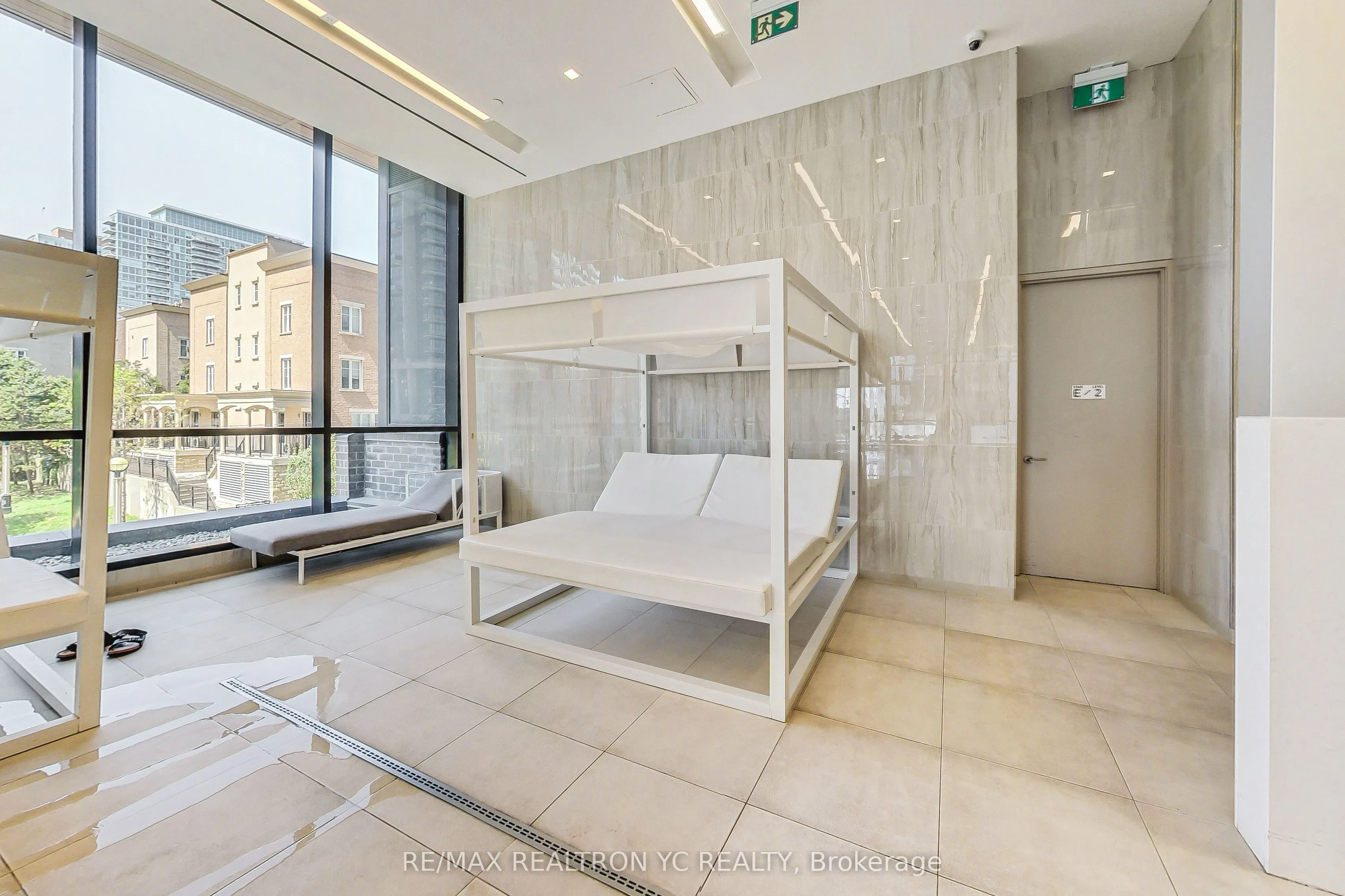 19 Western Battery Road, #1002