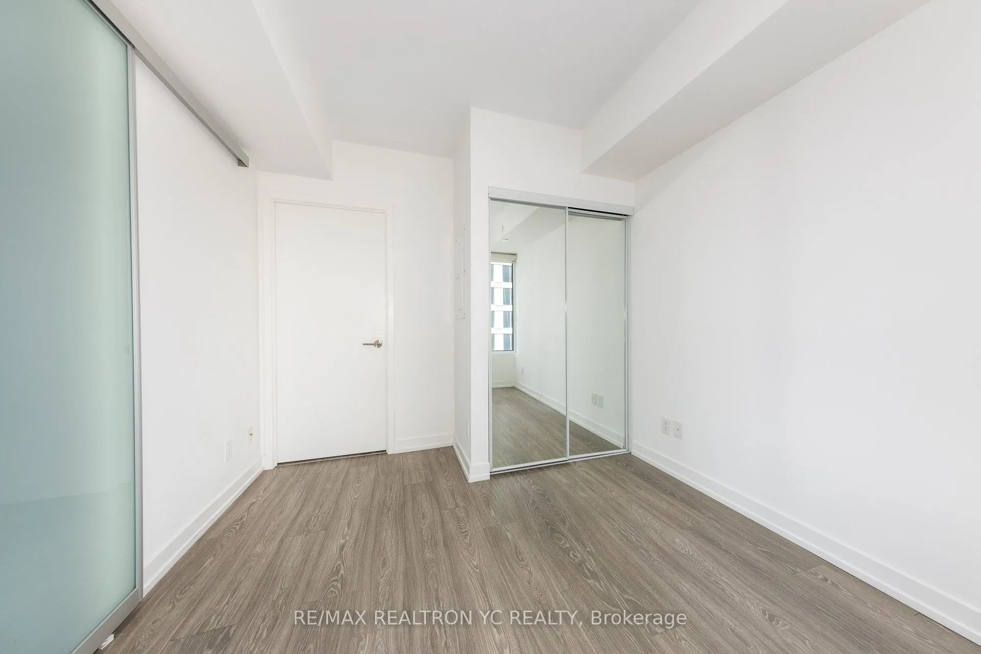 19 Western Battery Road, #1002