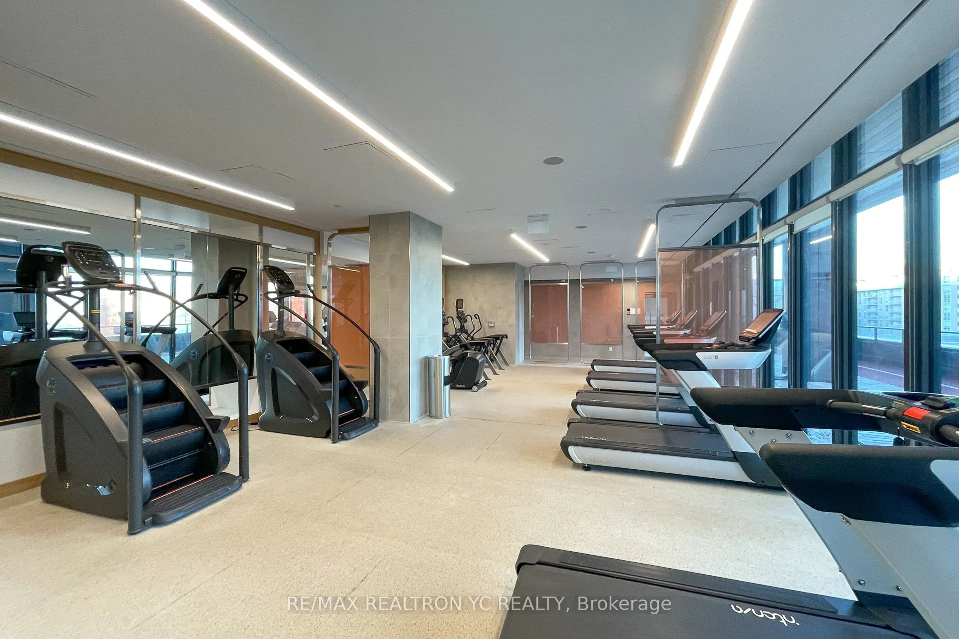 19 Western Battery Road, #1002
