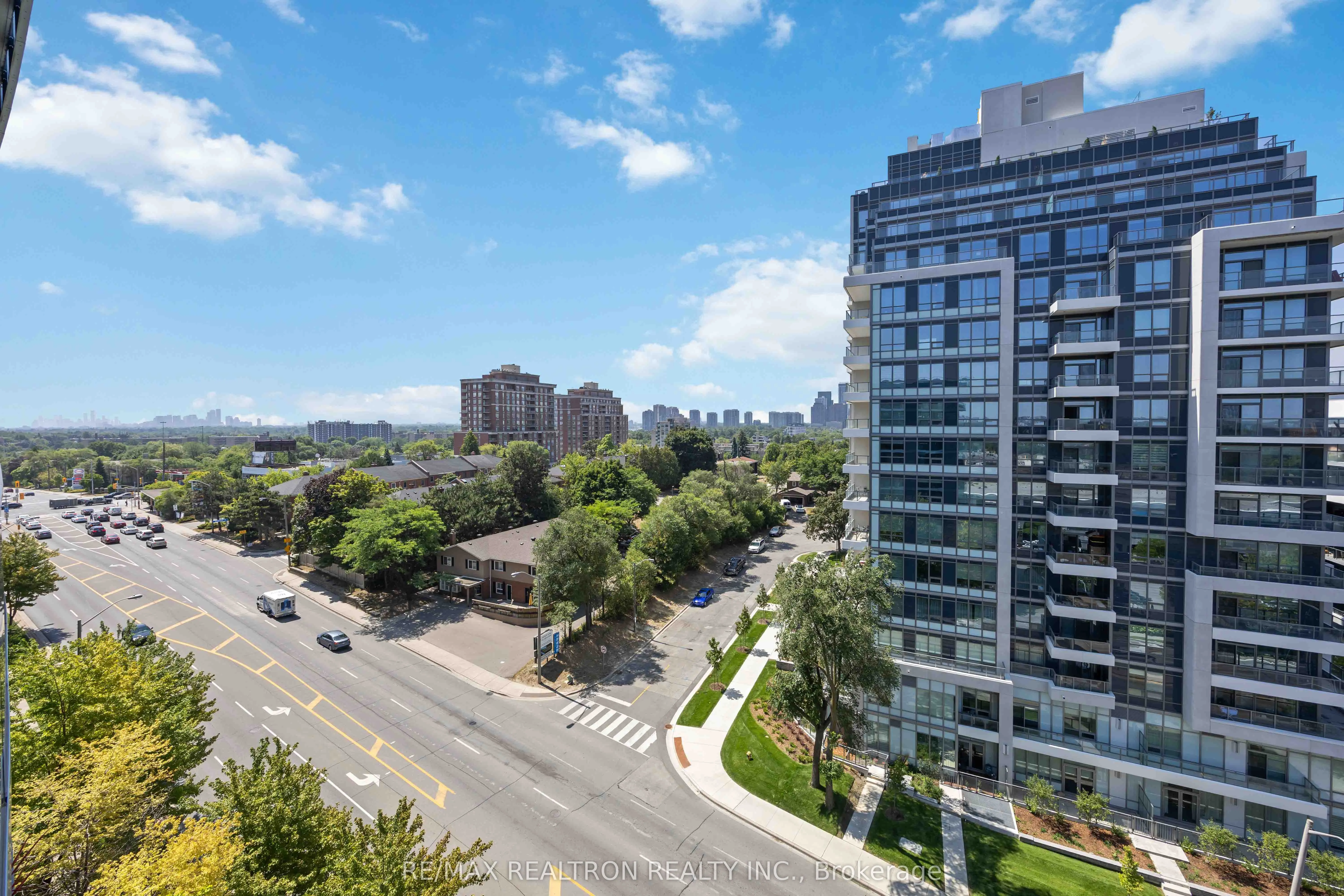2885 Bayview Avenue, #729