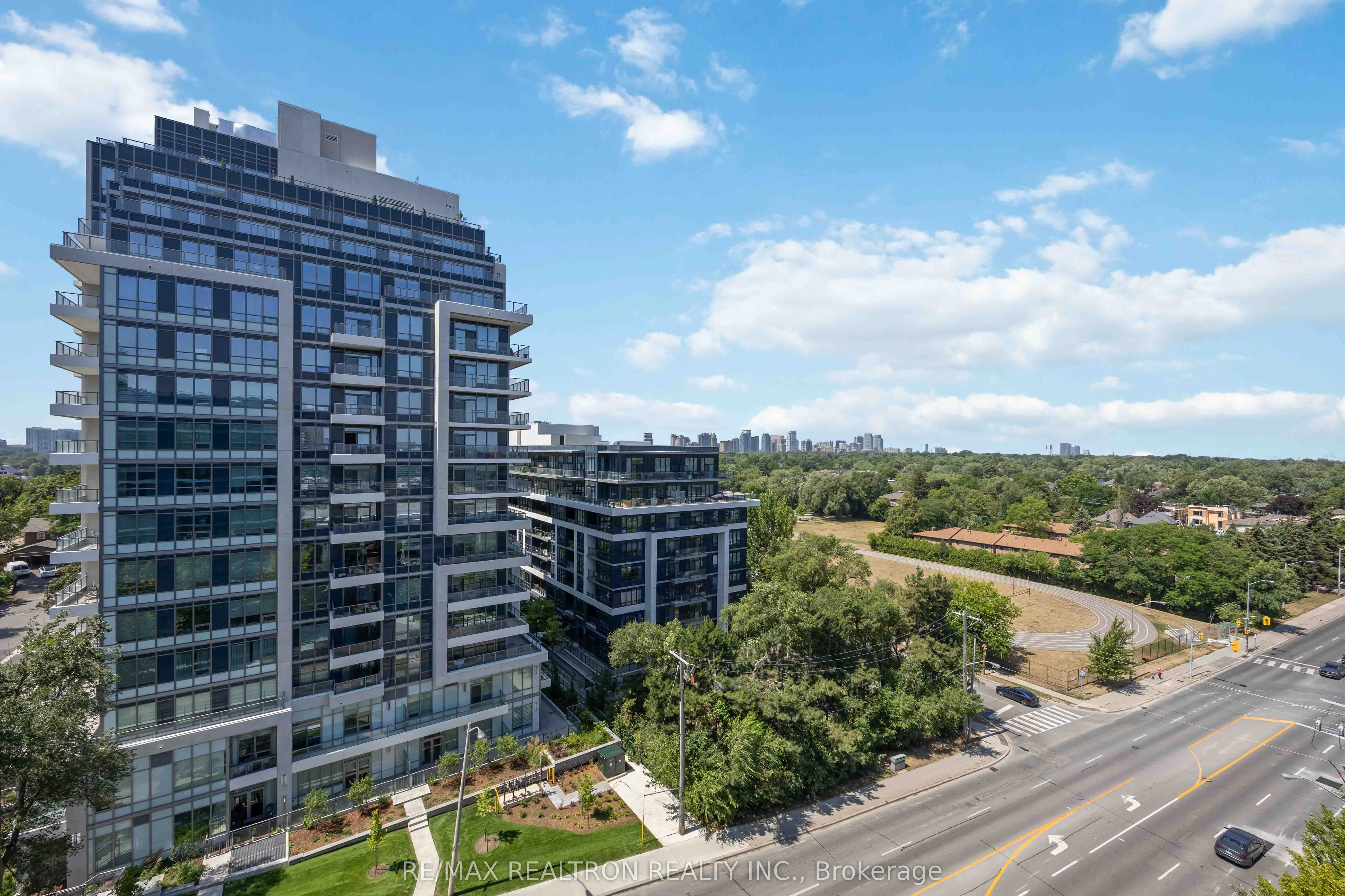 2885 Bayview Avenue, #729