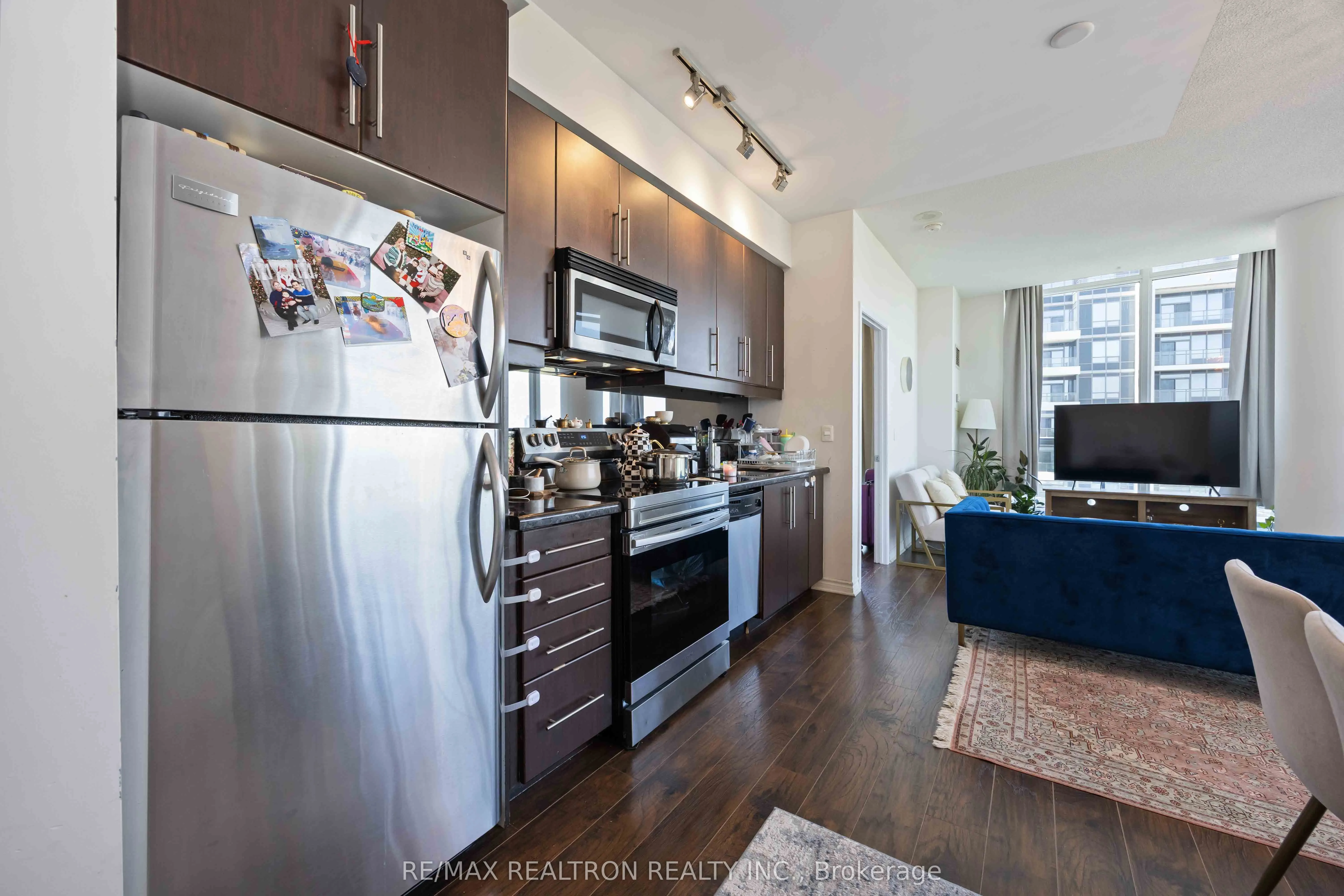 2885 Bayview Avenue, #729