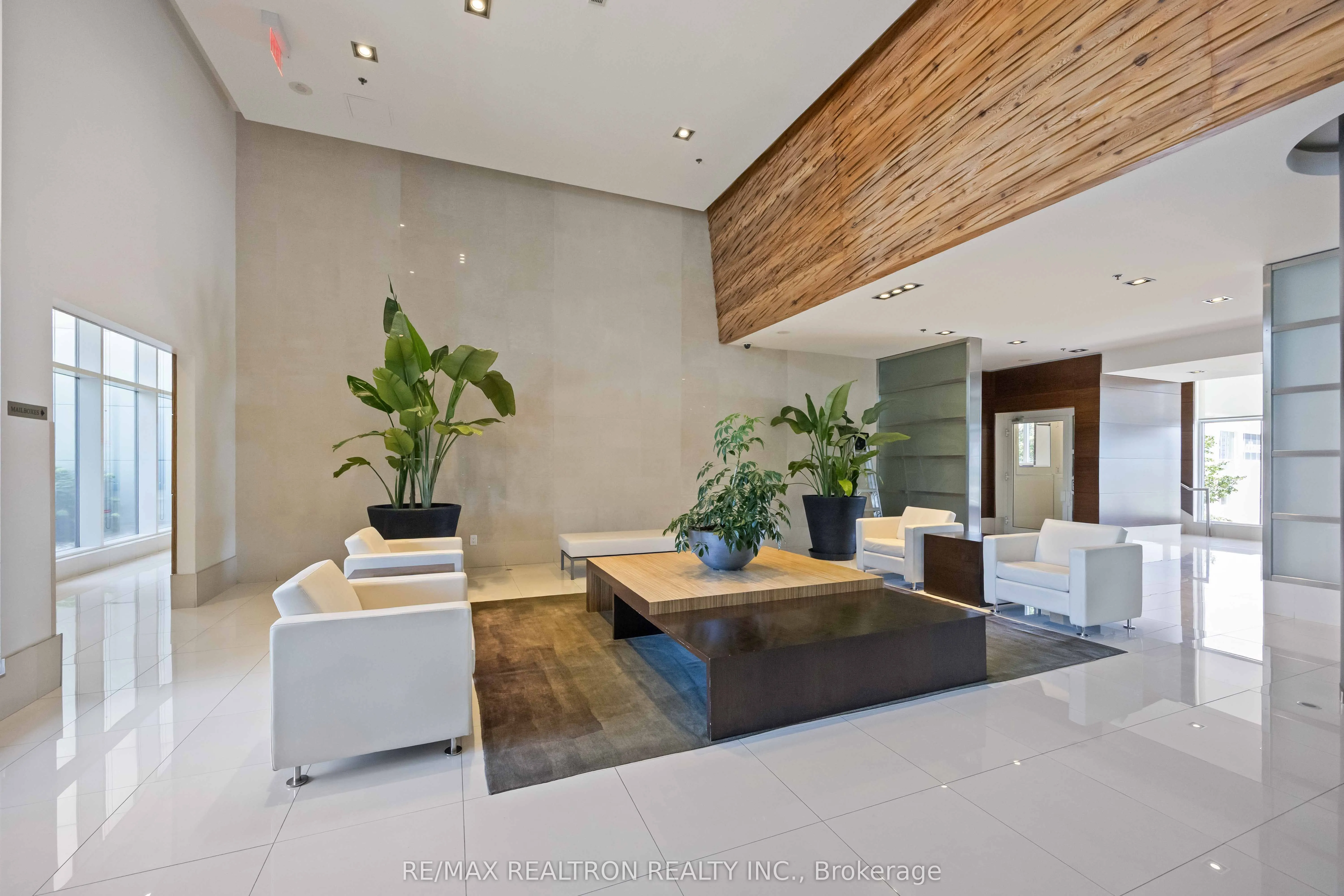 2885 Bayview Avenue, #729