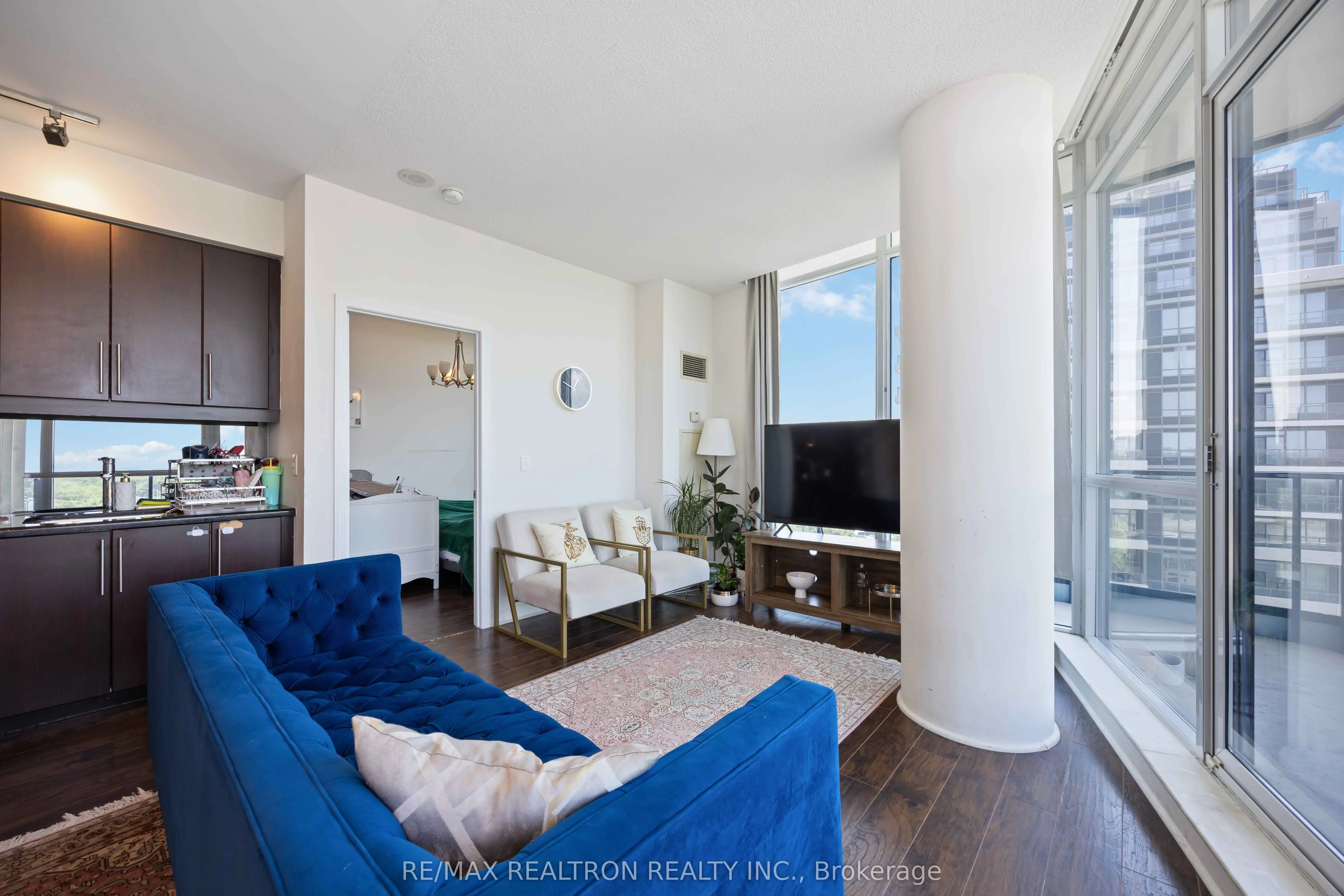 2885 Bayview Avenue, #729