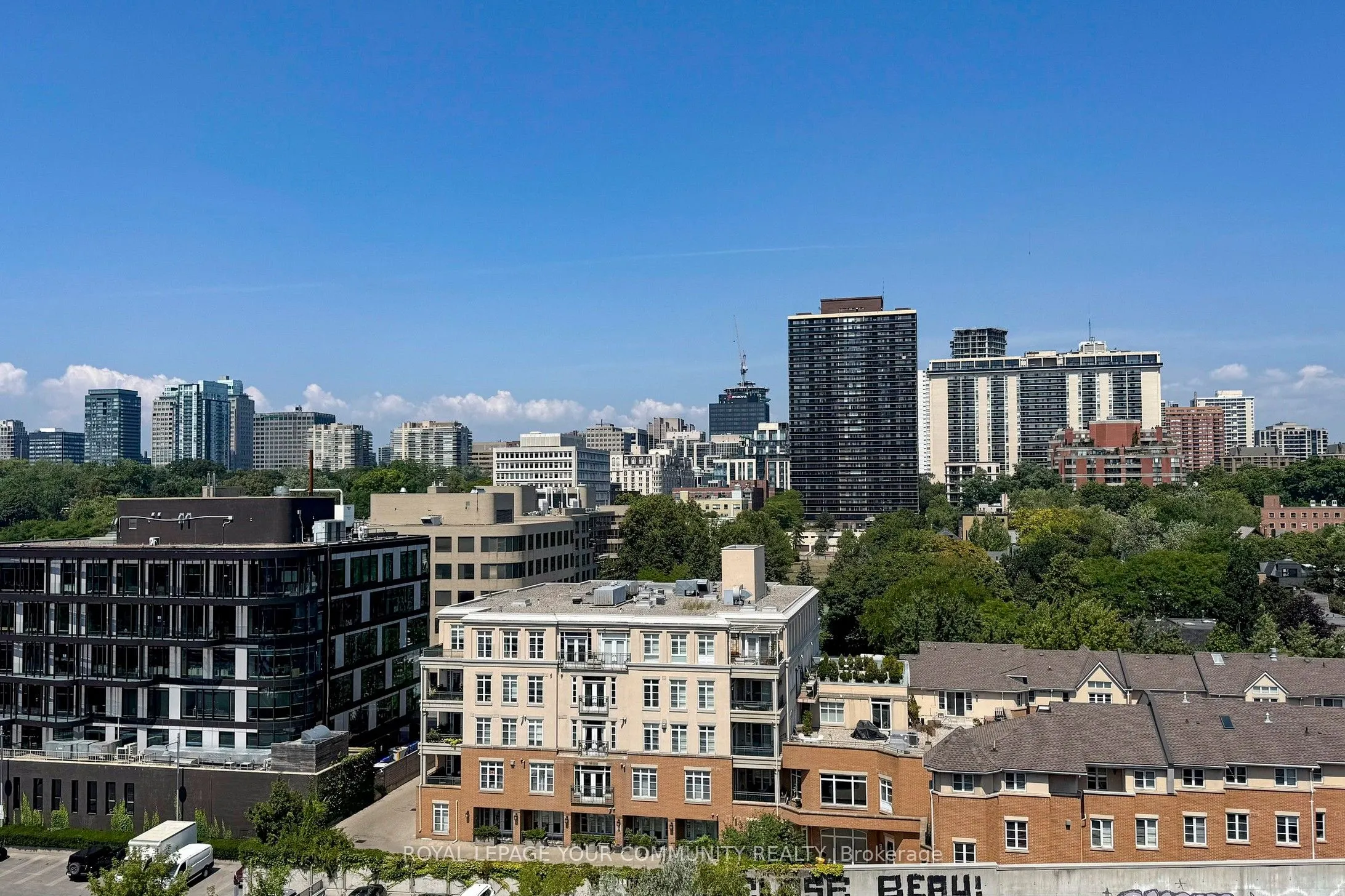20 Scrivener Square, #905