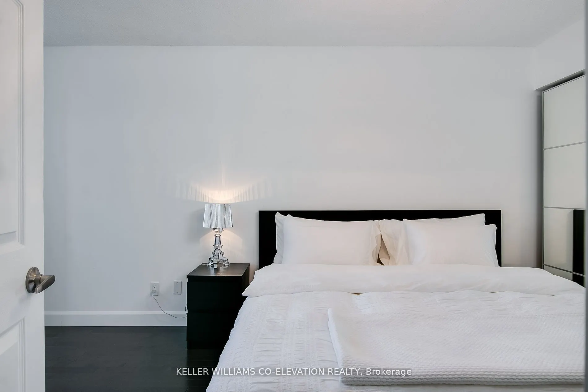 40 Scollard Street S, #1506