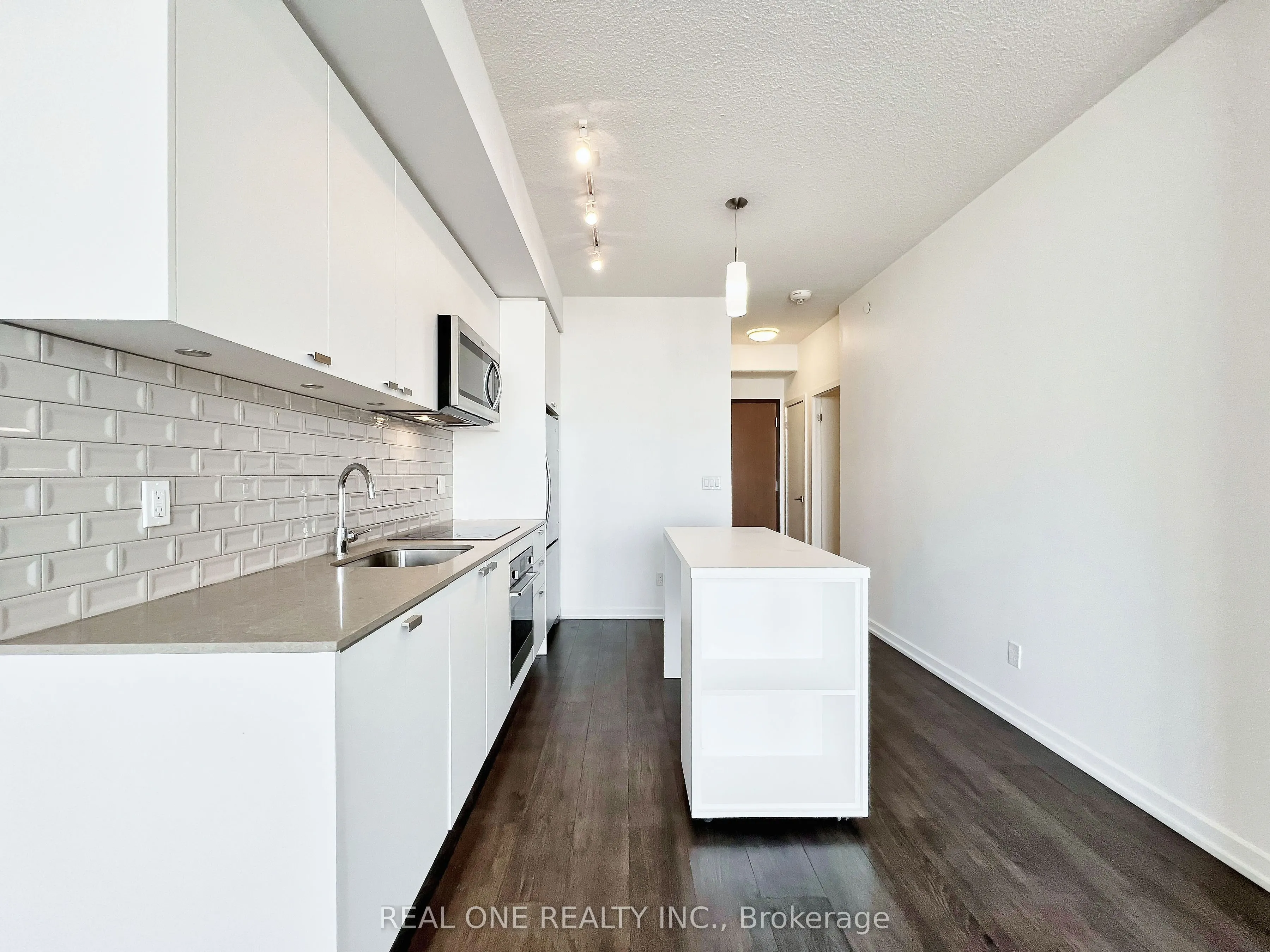 56 Forest Manor Road, #2705