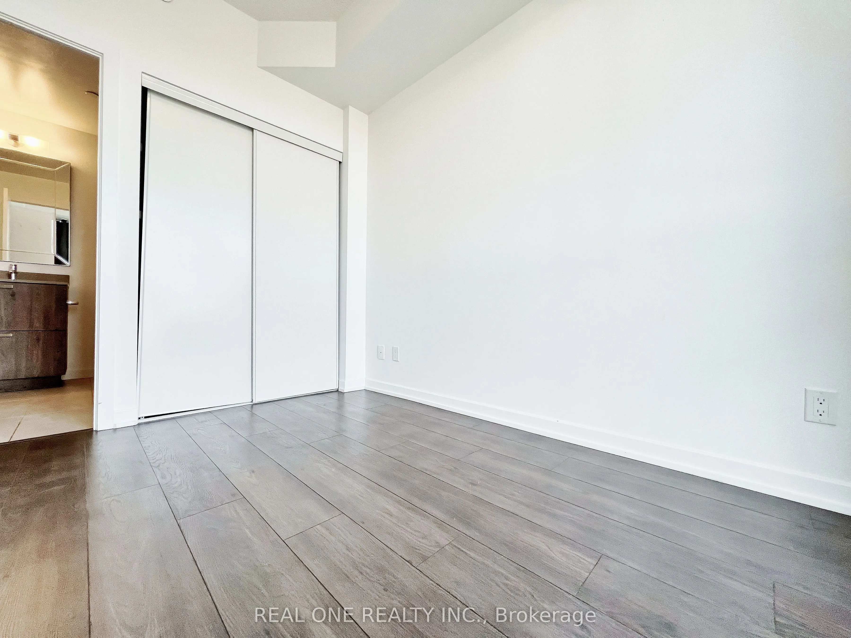 56 Forest Manor Road, #2705