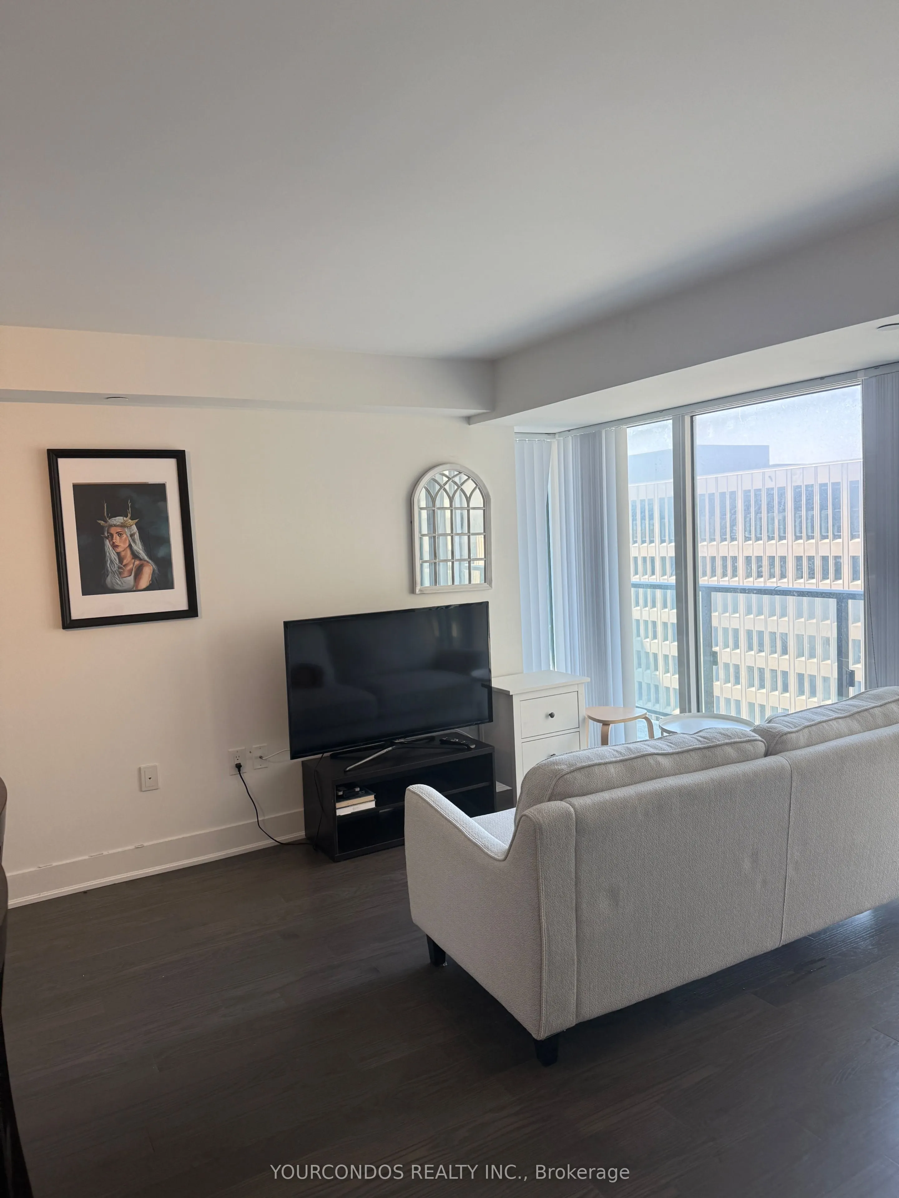 955 Bay Street, #1307