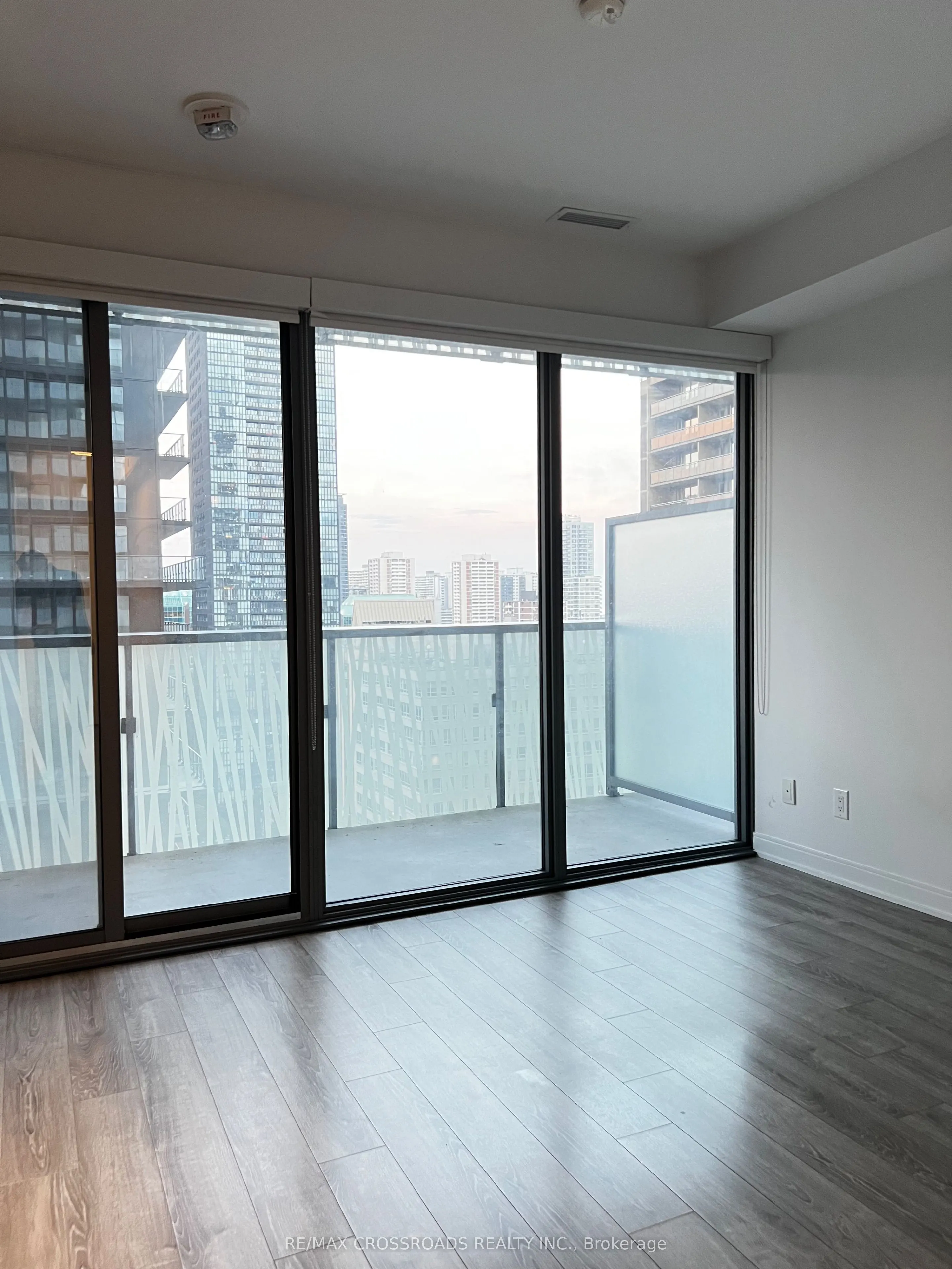 50 Charles Street E, #1602