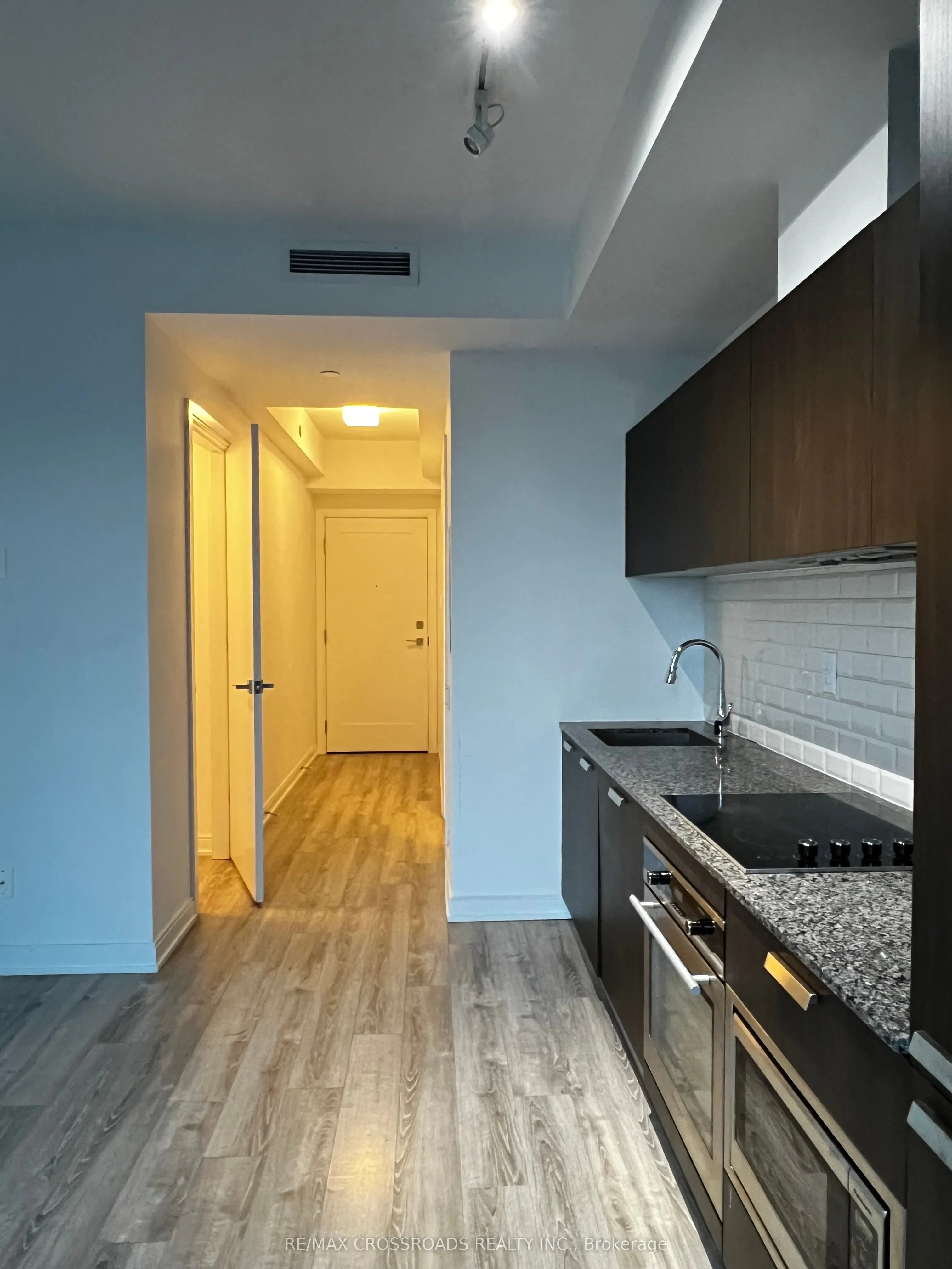 50 Charles Street E, #1602
