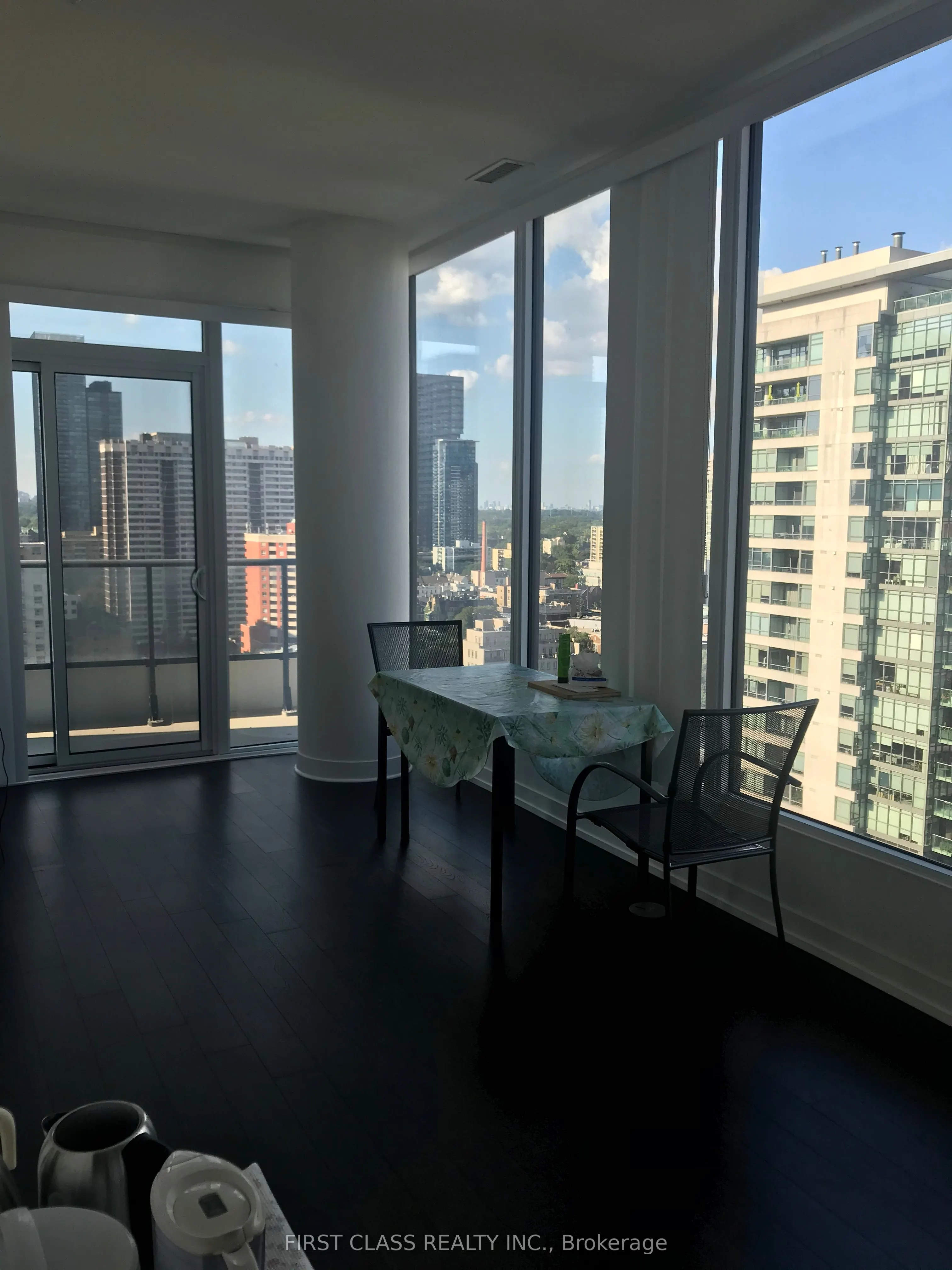 85 Wood Street, ##2512