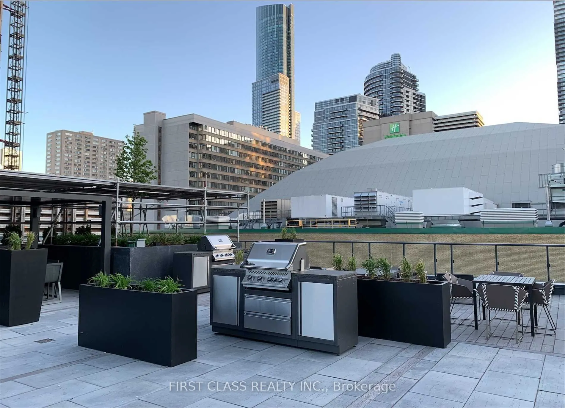 85 Wood Street, ##2512