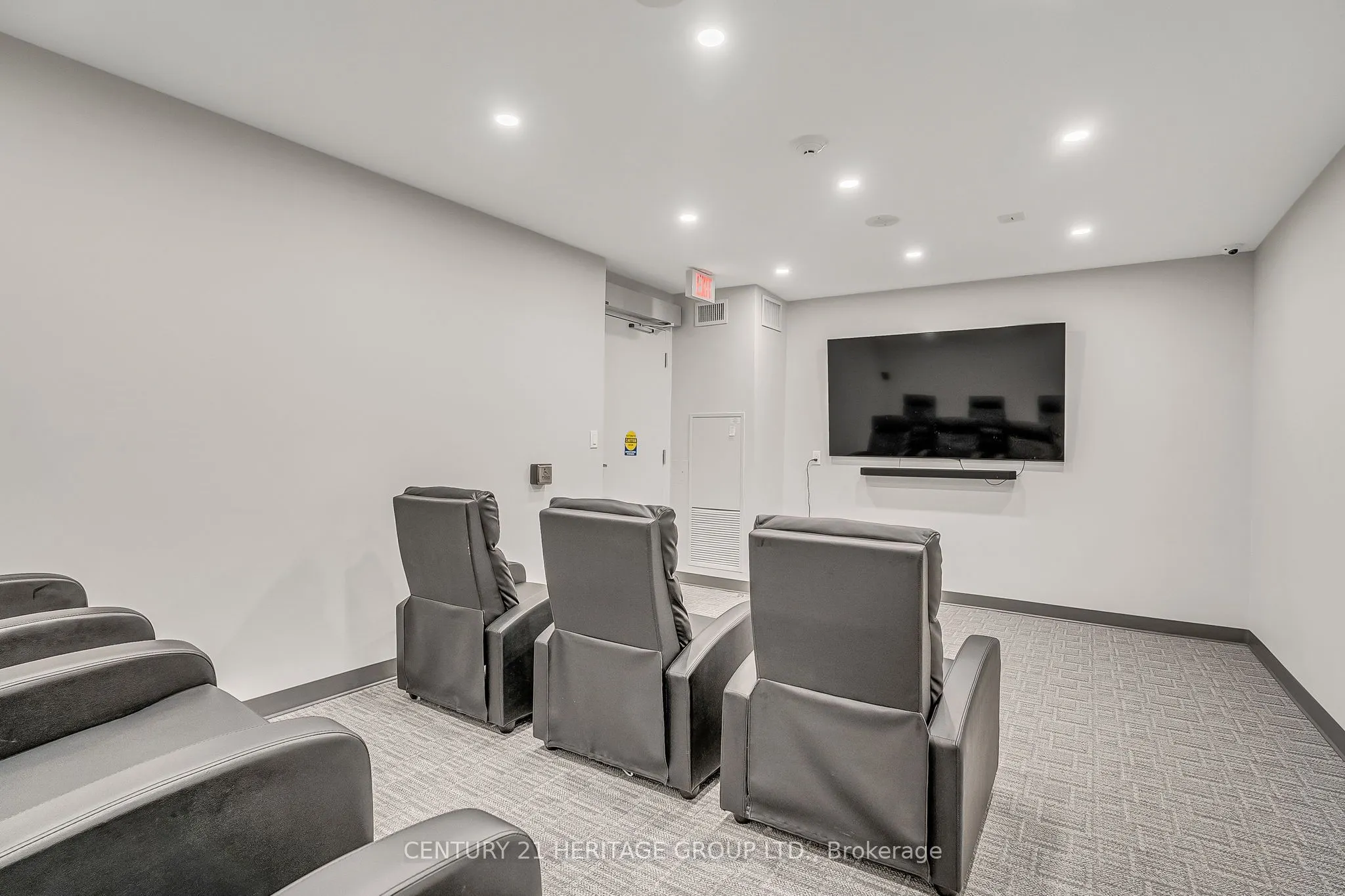 70 Forest Manor Road, #905