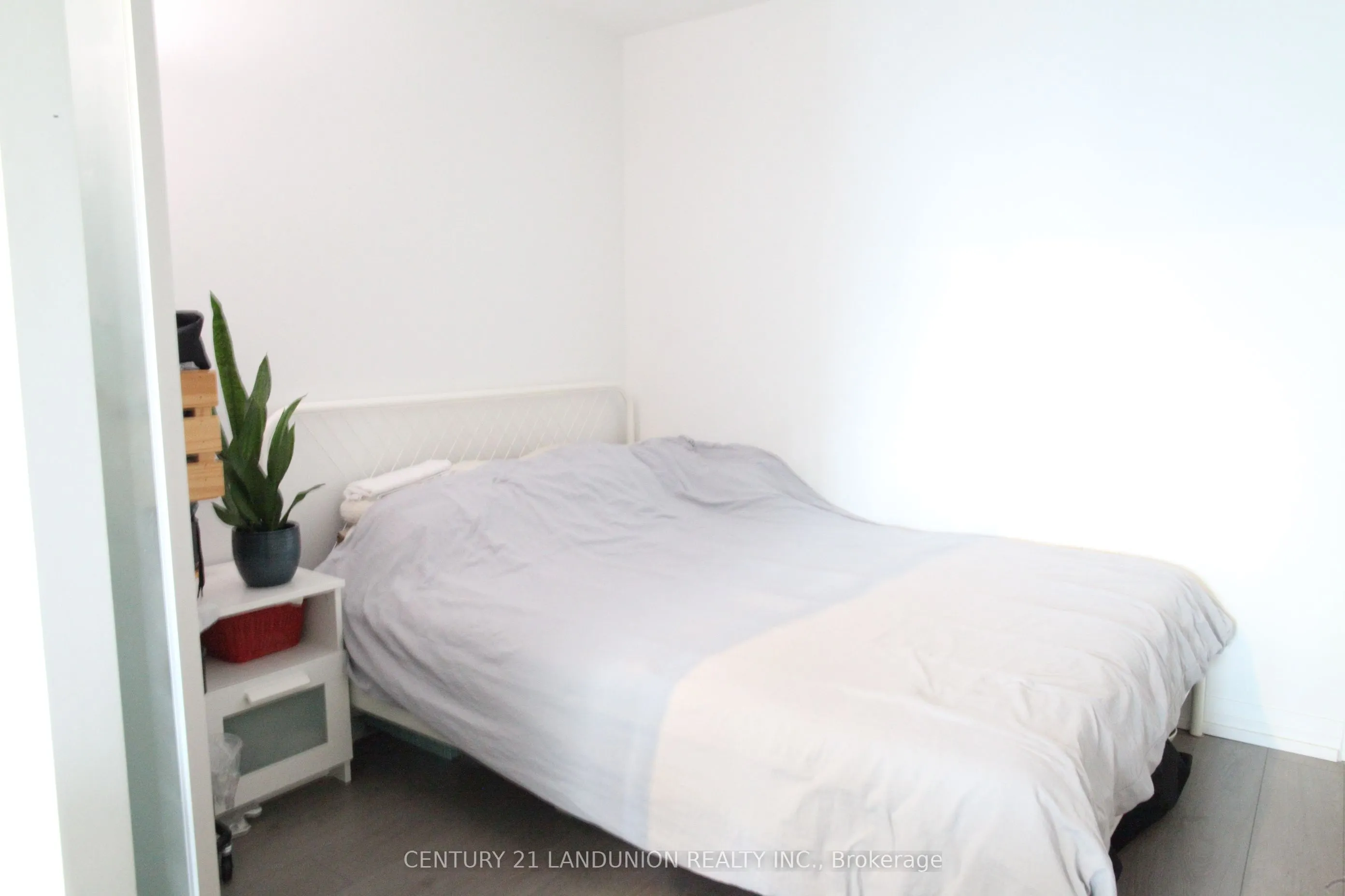 251 Jarvis Street, #1419
