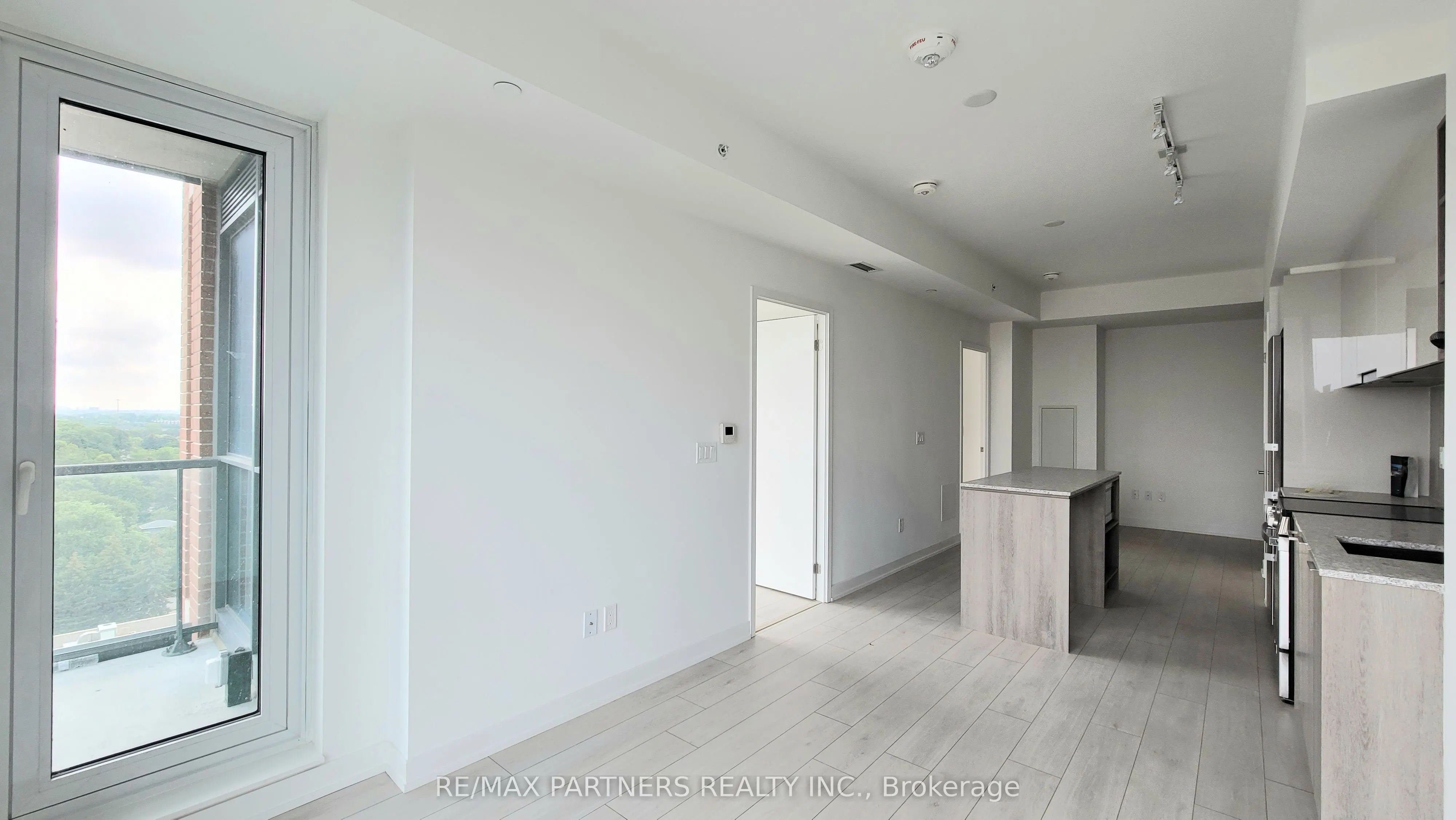 31 Tippett Road, #1002
