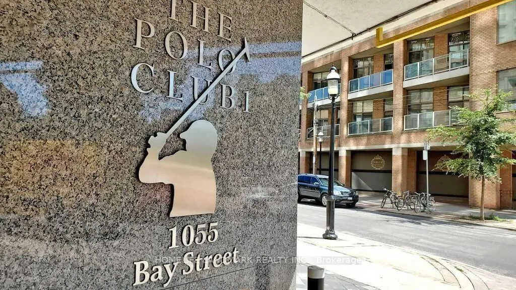 1055 Bay Street, #2112