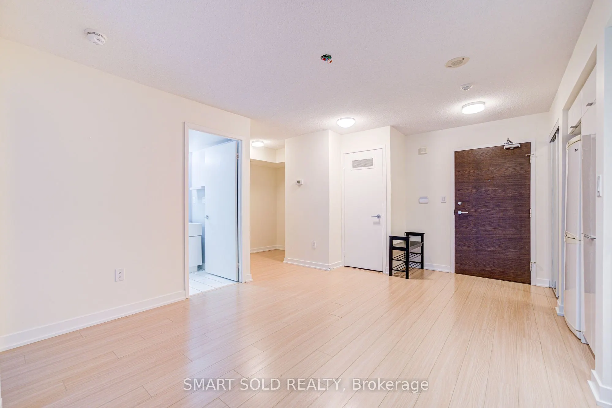 151 Dan Leckie Way, #736