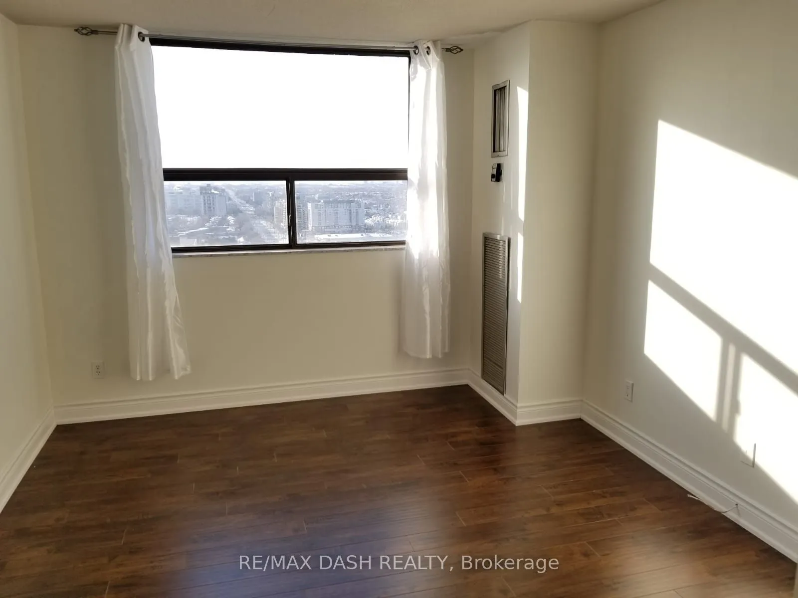 10 Tangreen Court, #2608