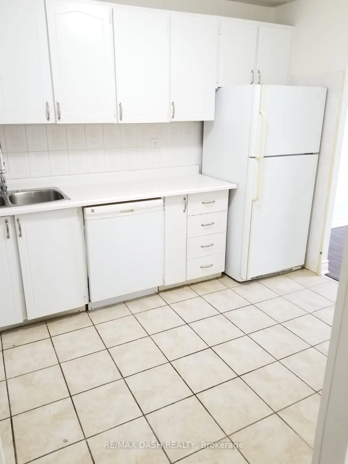 10 Tangreen Court, #2608