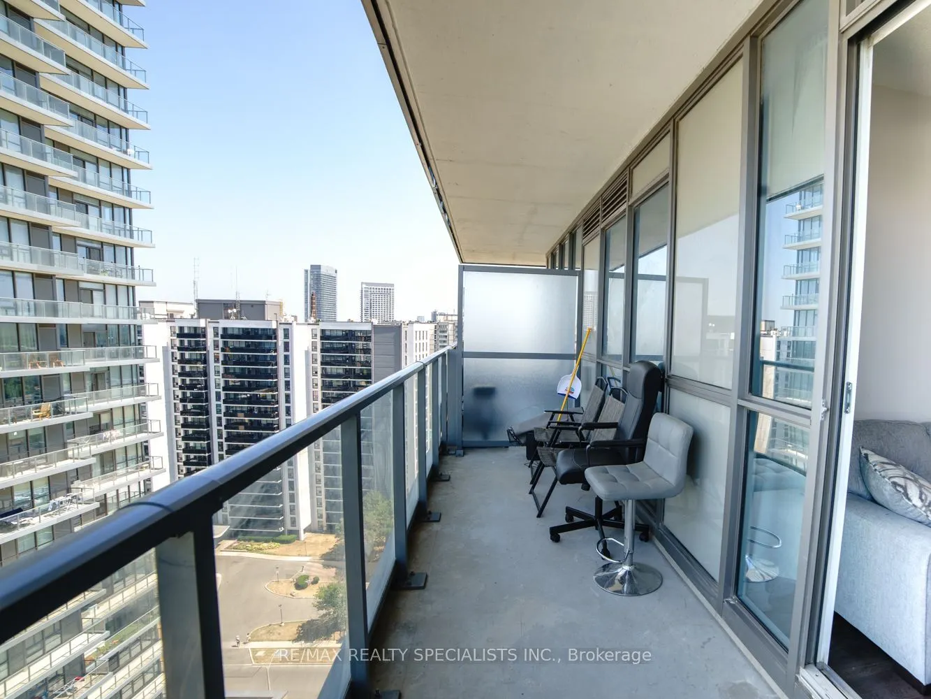 50 FOREST MANOR Road, #1607
