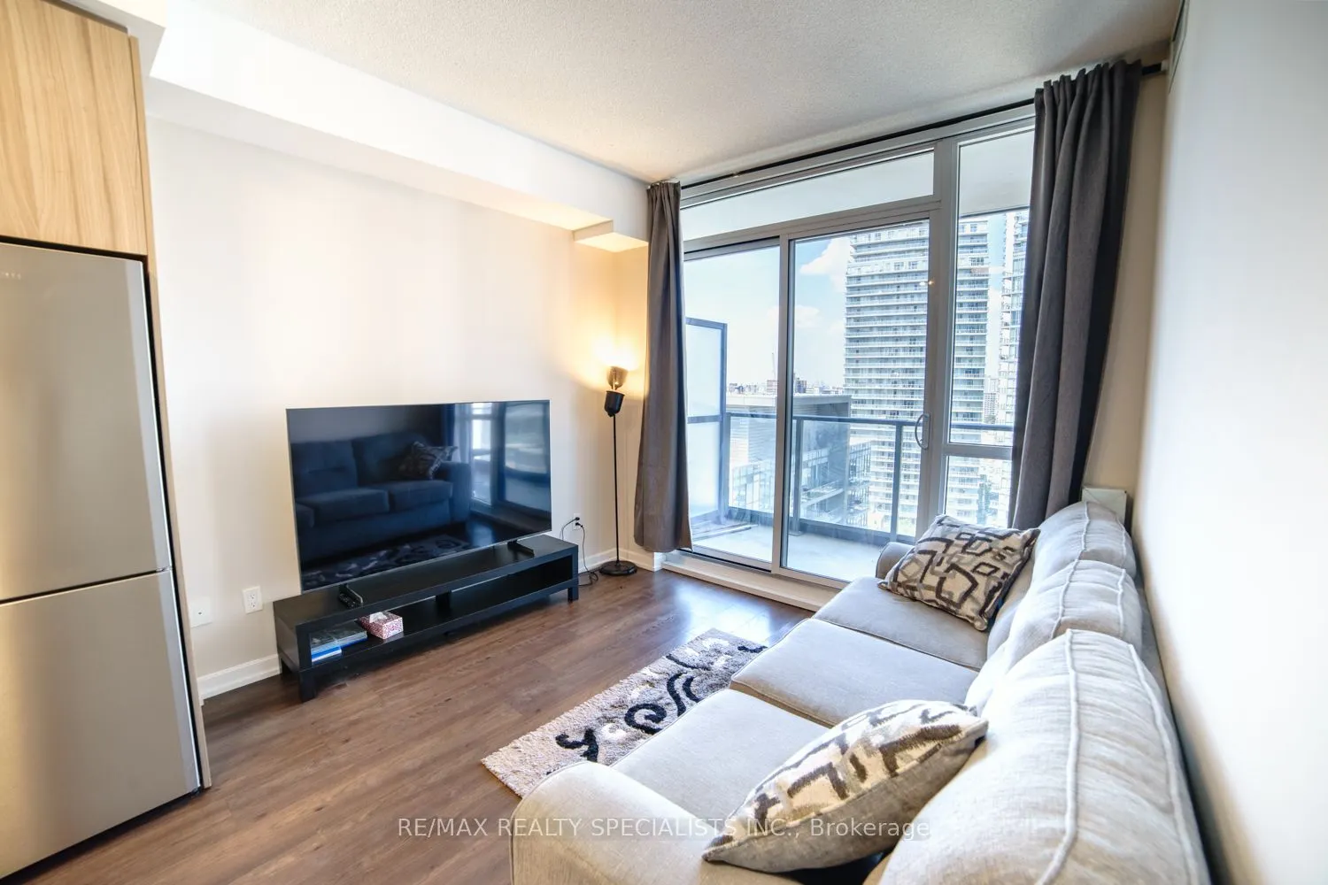 50 FOREST MANOR Road, #1607