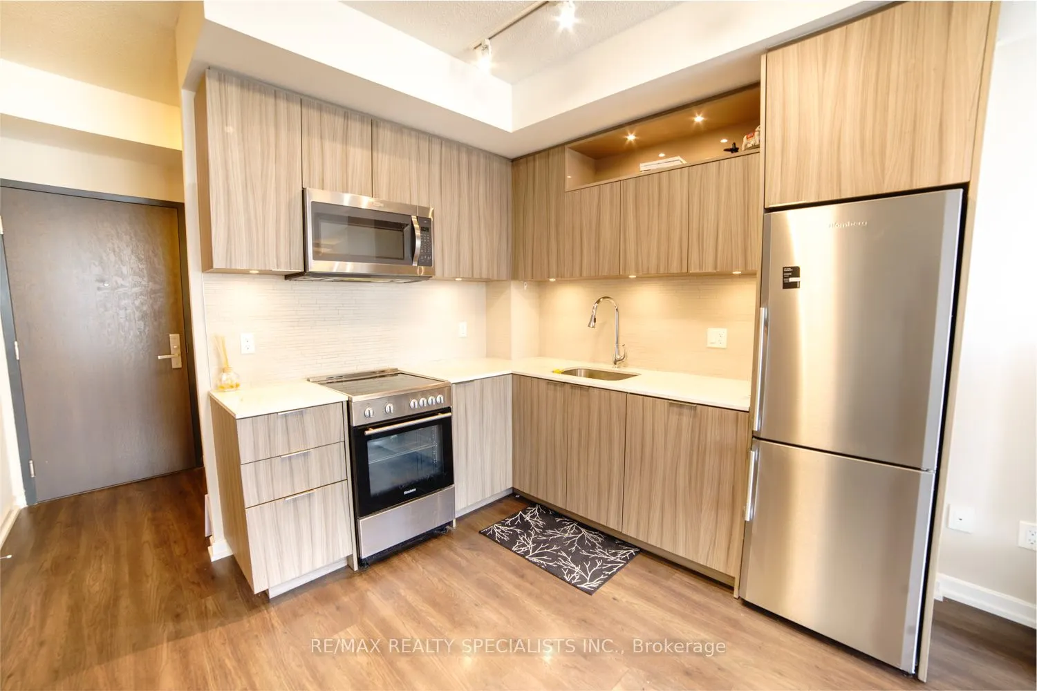 50 FOREST MANOR Road, #1607