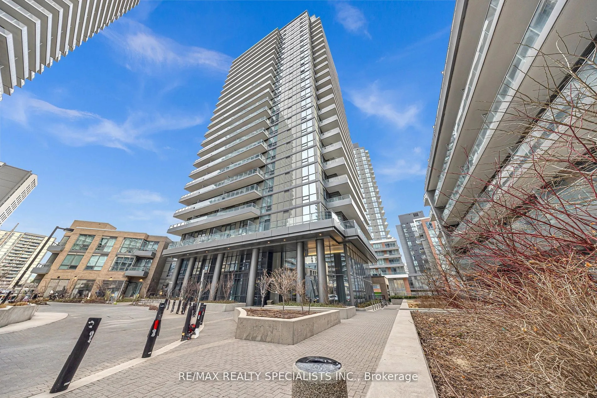 50 FOREST MANOR Road, #1607