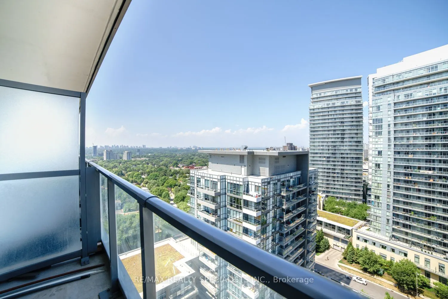 50 FOREST MANOR Road, #1607