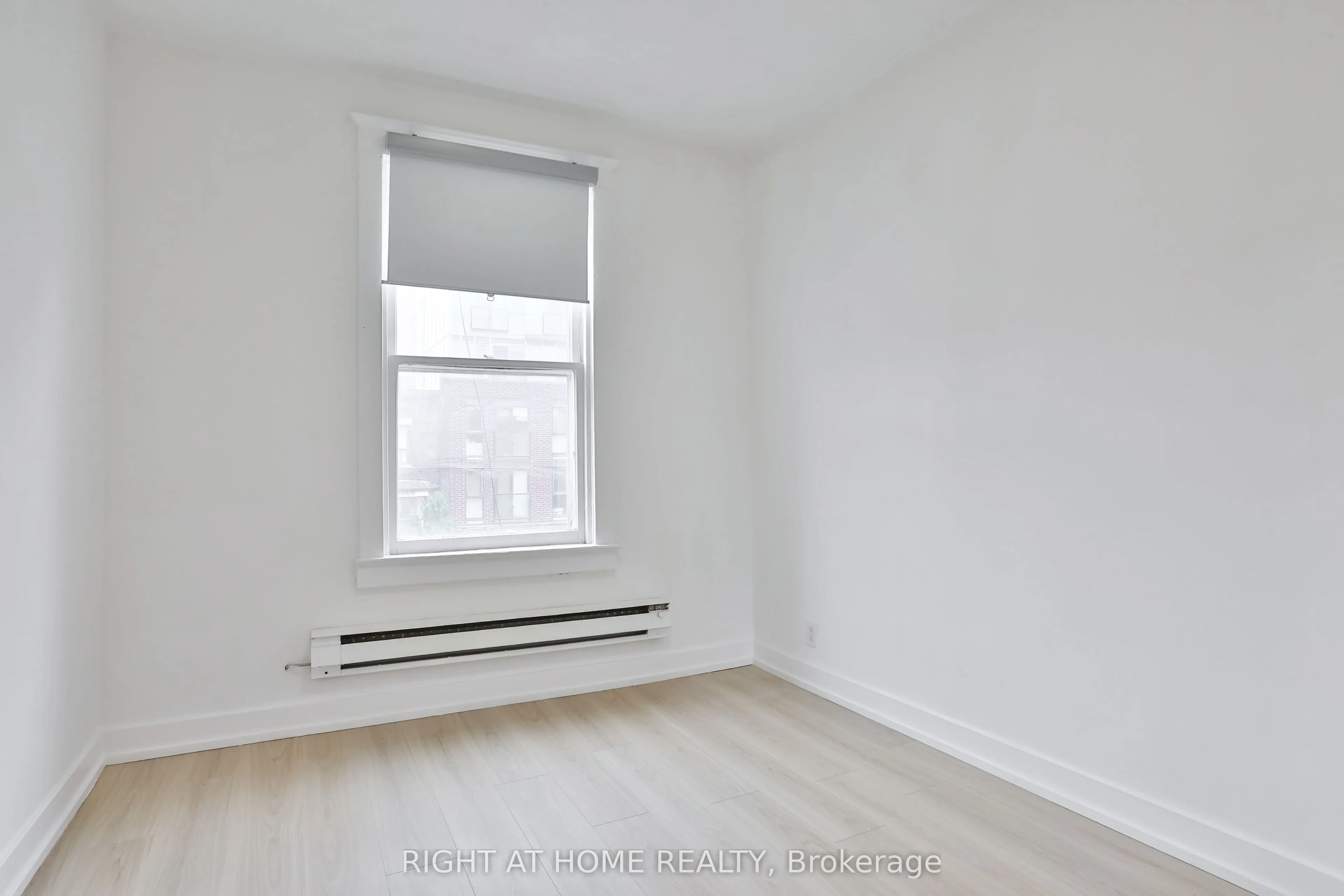 548 College Street, #3F